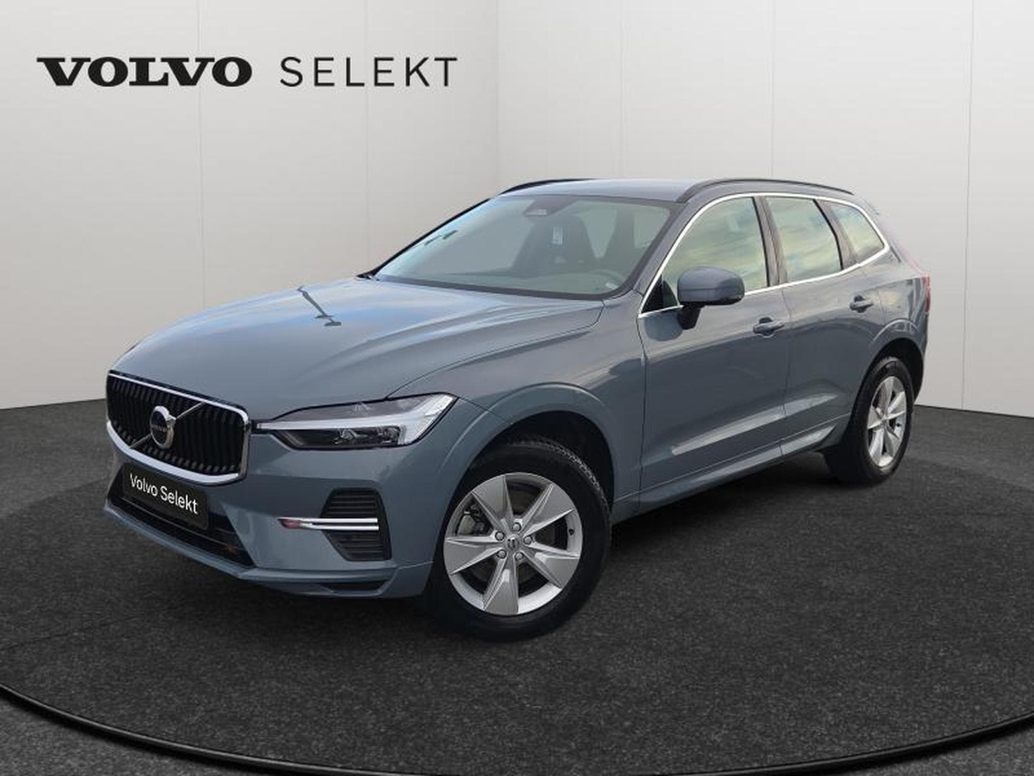 Volvo XC60 B4 Core / Diesel (2023) - Photo 1