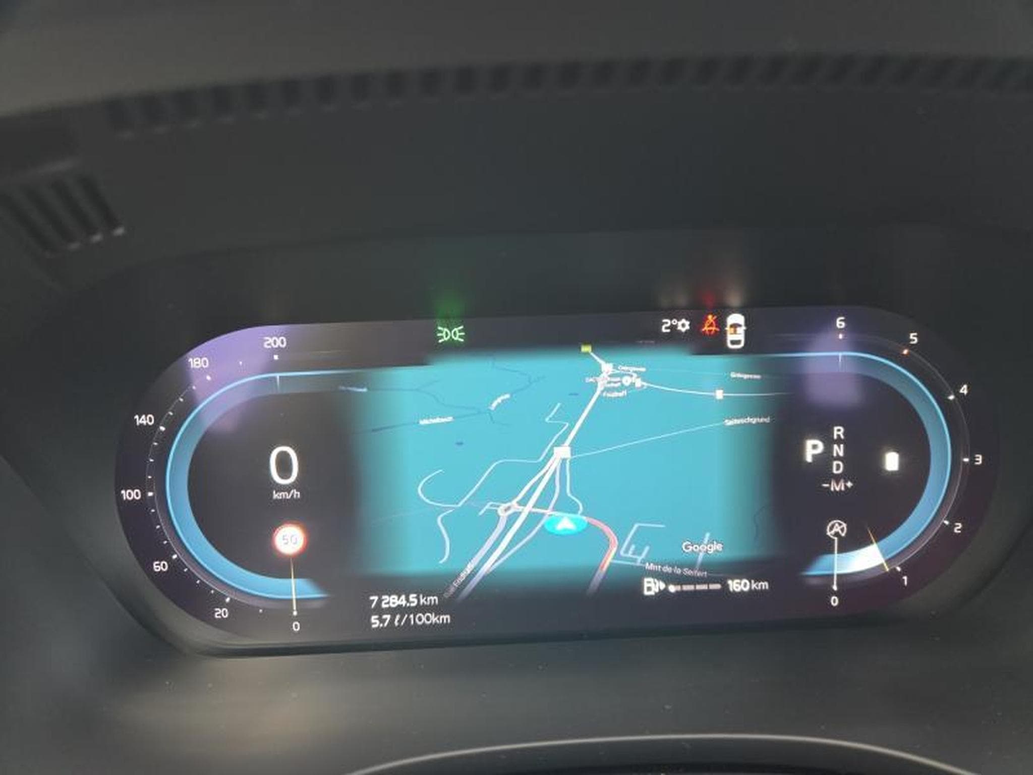 Volvo XC60 B4 Core / Diesel (2023) - Photo 18