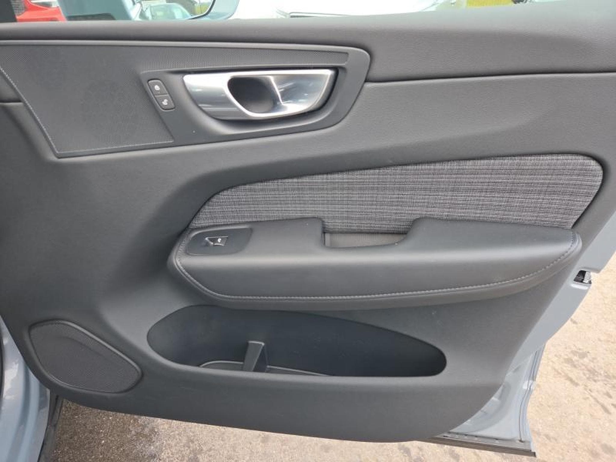 Volvo XC60 B4 Core / Diesel (2023) - Photo 21