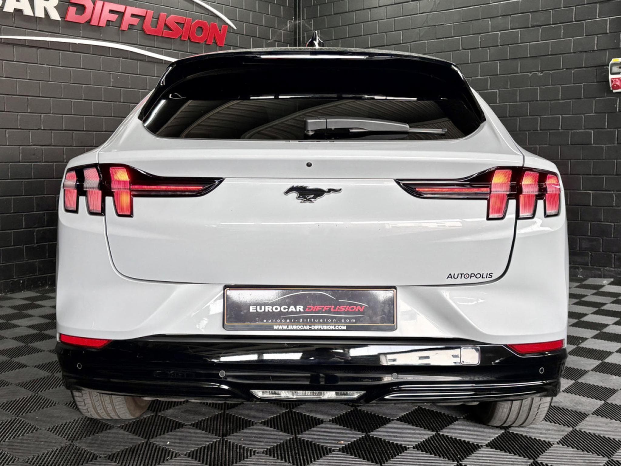 Ford Mustang Mach-E 99KWH EXT. RANGE PREMIUM *PANO* BANG&OLUFSEN* (2023) - Foto 3