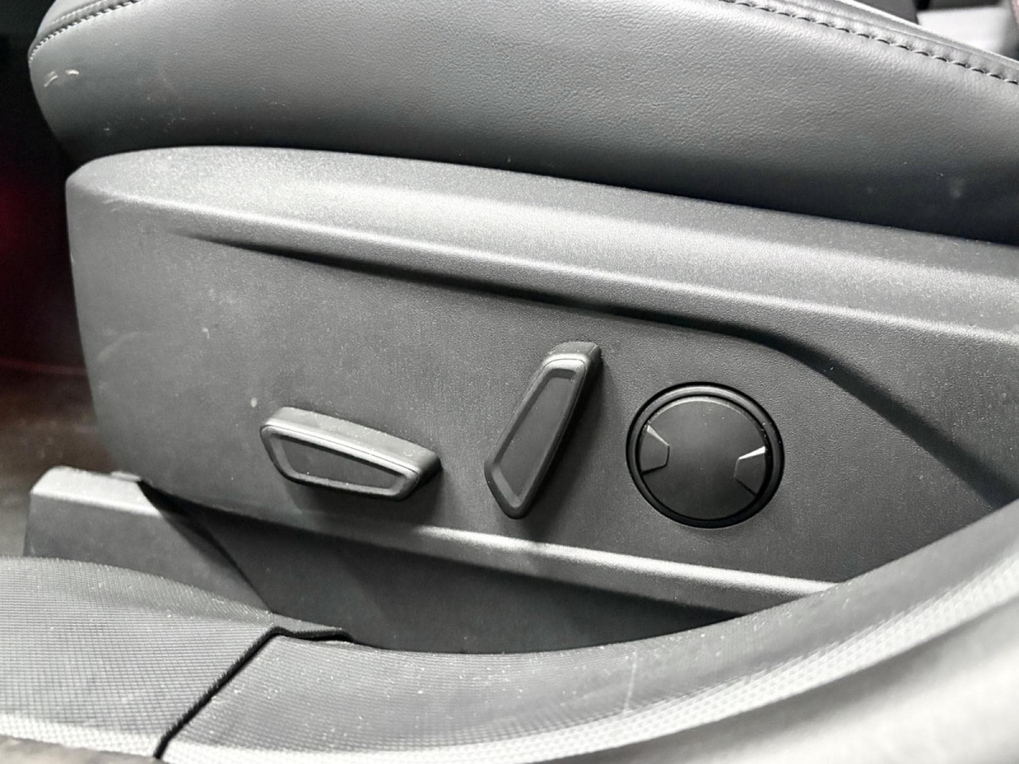 Ford Mustang Mach-E 99KWH EXT. RANGE PREMIUM *PANO* BANG&OLUFSEN* (2023) - Foto 7