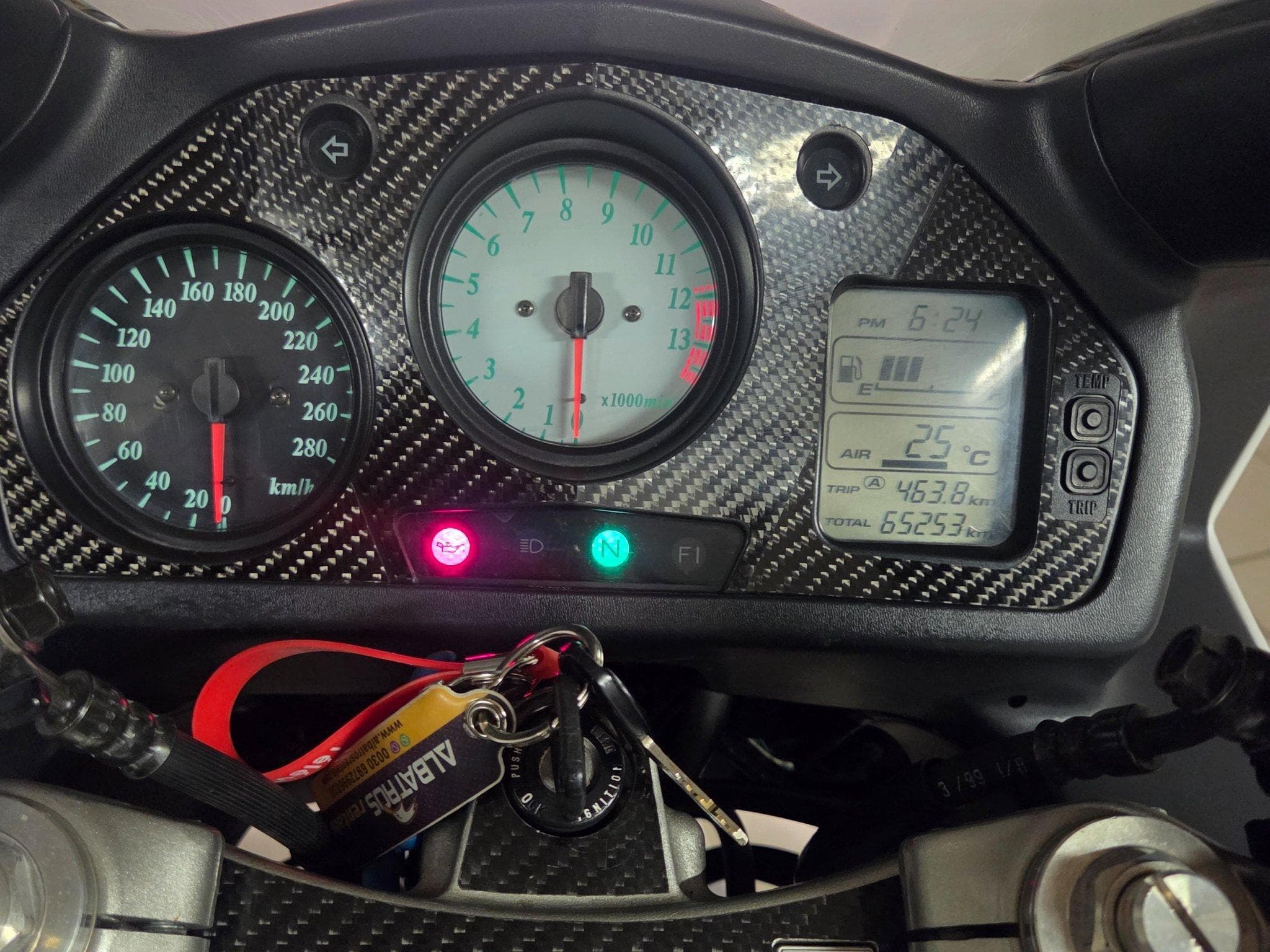 Honda VFR (1999) - Photo 2