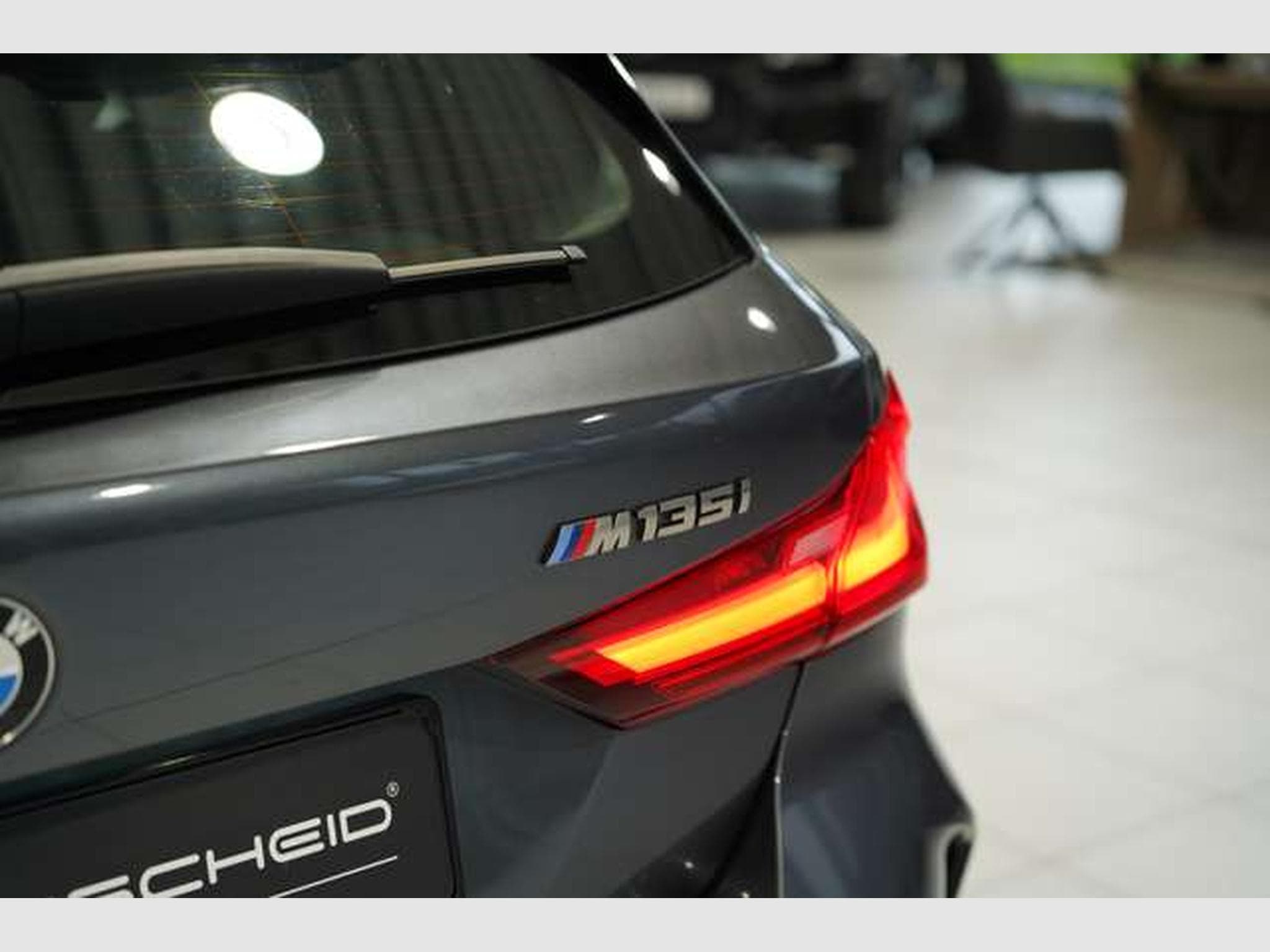 BMW M135 xDrive *2.Hand *Harman-Kardon *Head-Up (2020) - Photo 8