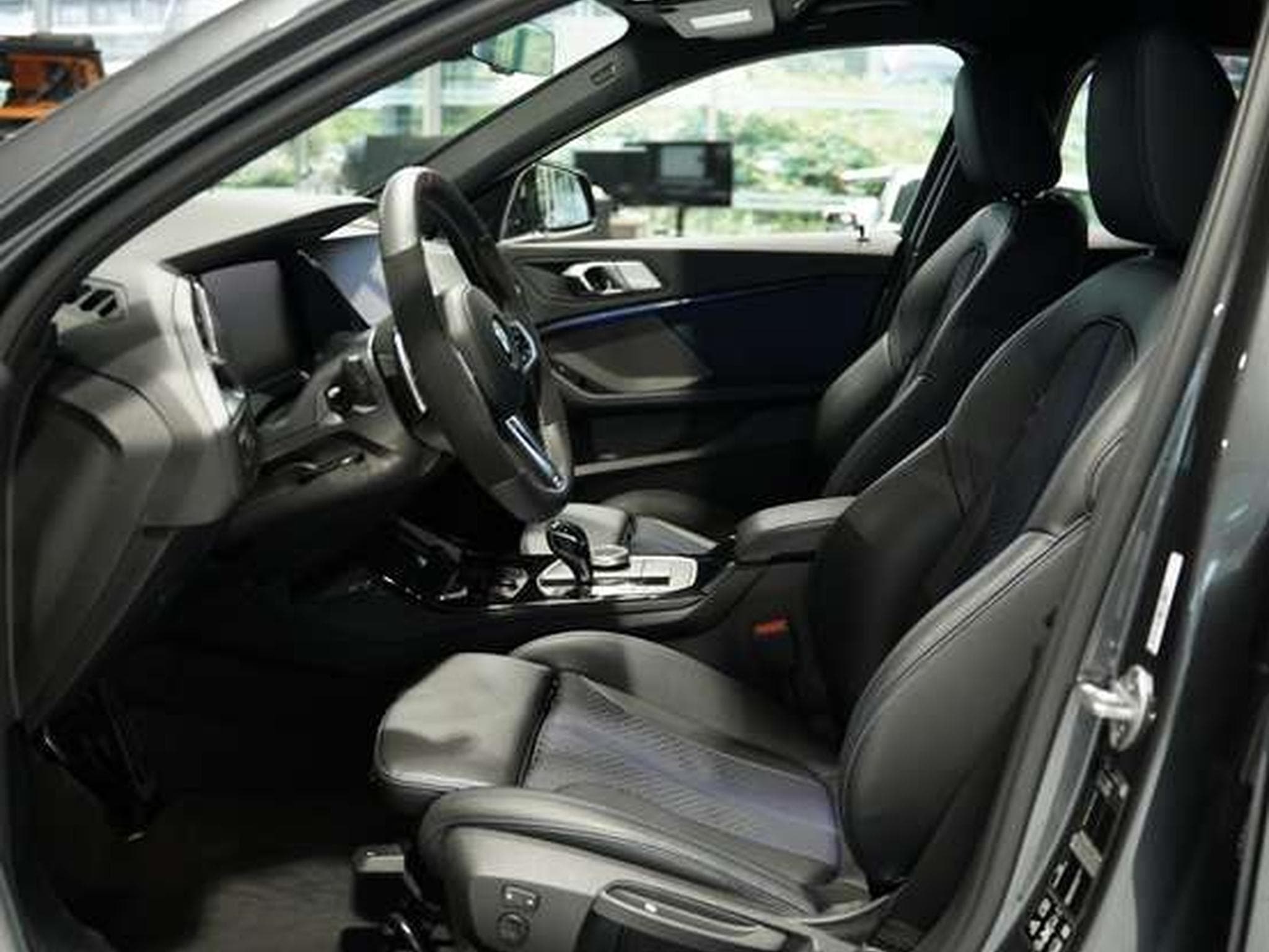 BMW M135 xDrive *2.Hand *Harman-Kardon *Head-Up (2020) - Photo 18