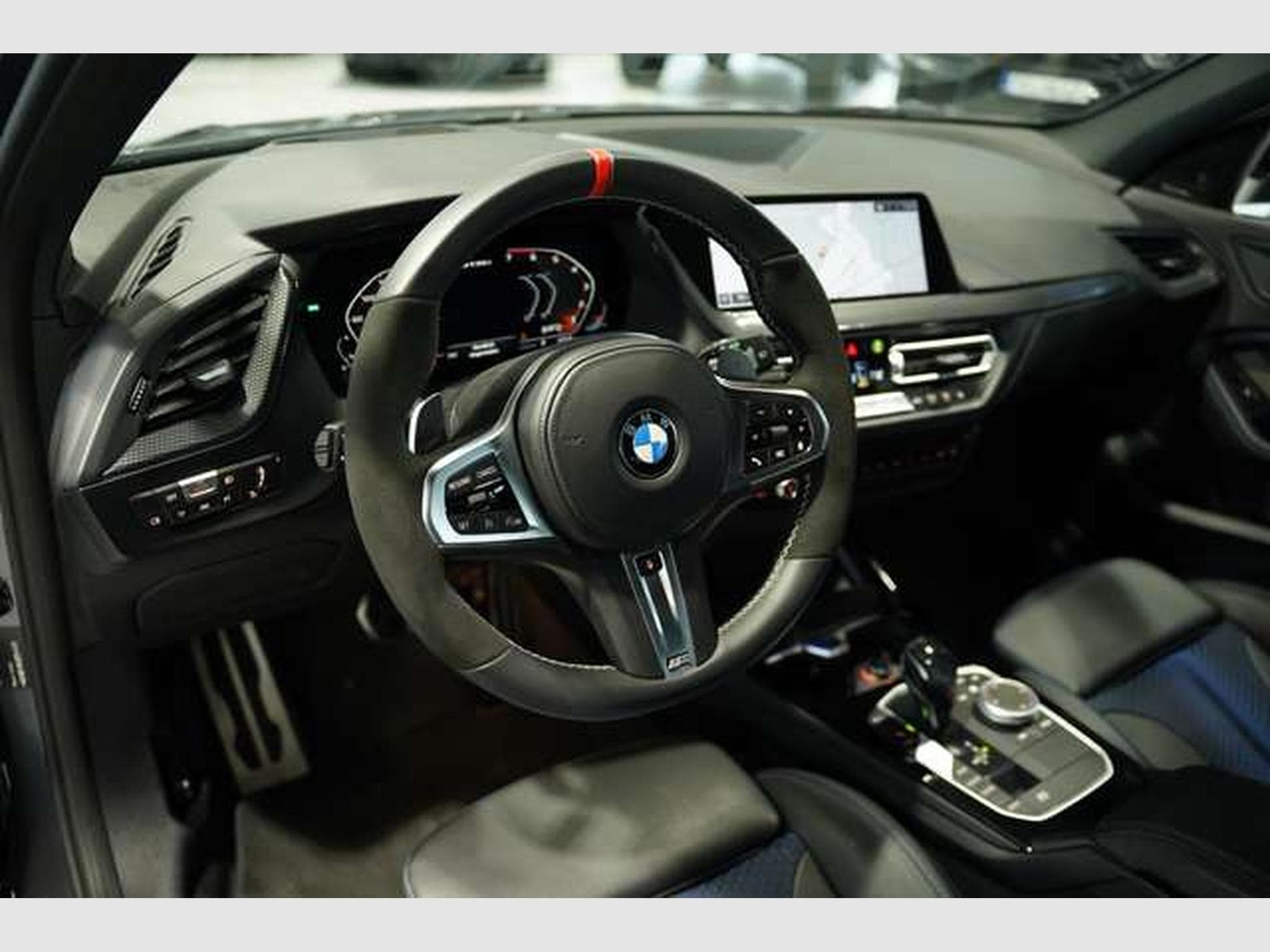 BMW M135 xDrive *2.Hand *Harman-Kardon *Head-Up (2020) - Photo 19
