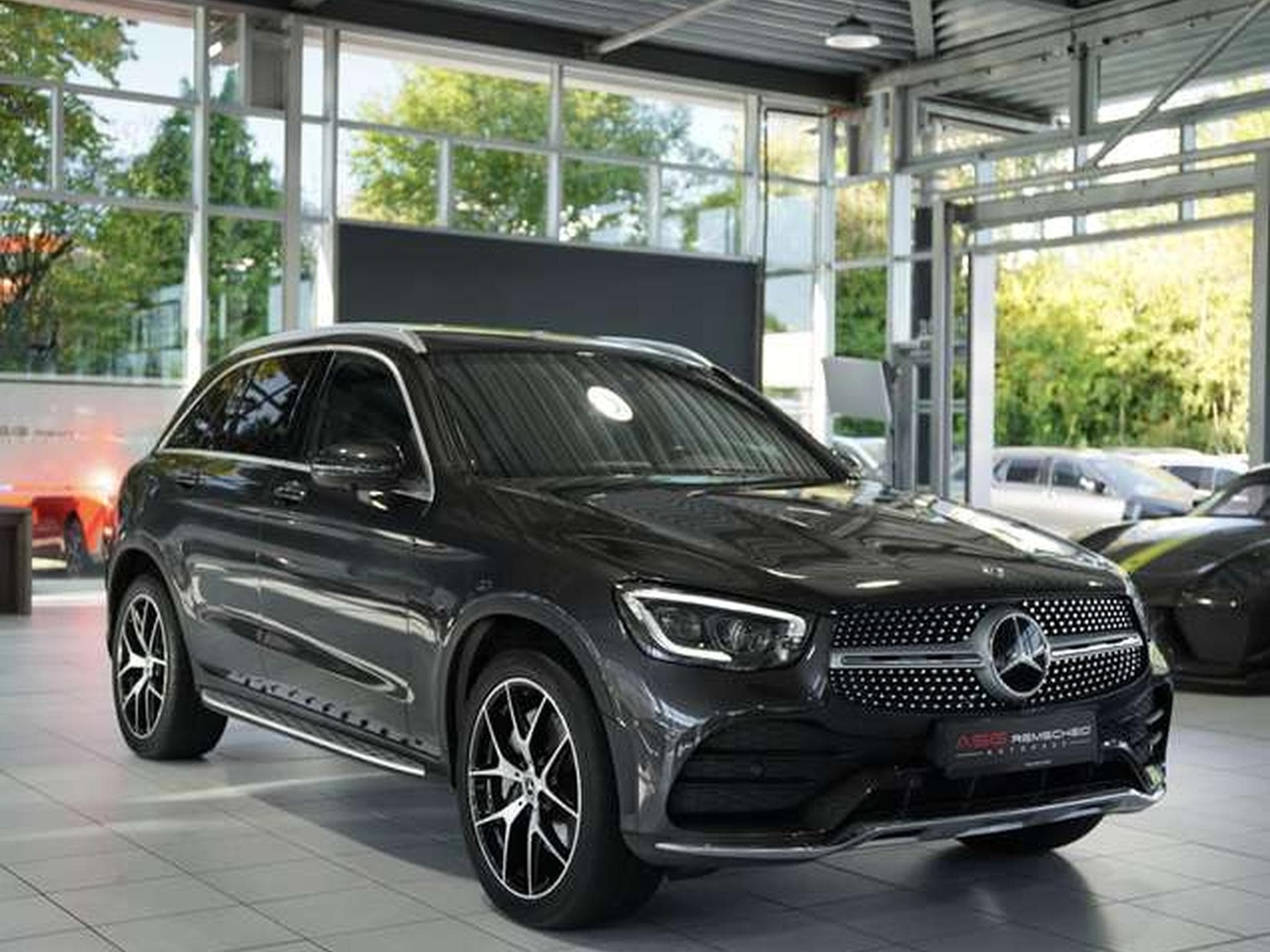 Mercedes GLC 220 d 4M AMG Line *20 *LUFT *Digital *Pano (2019) - Photo 4