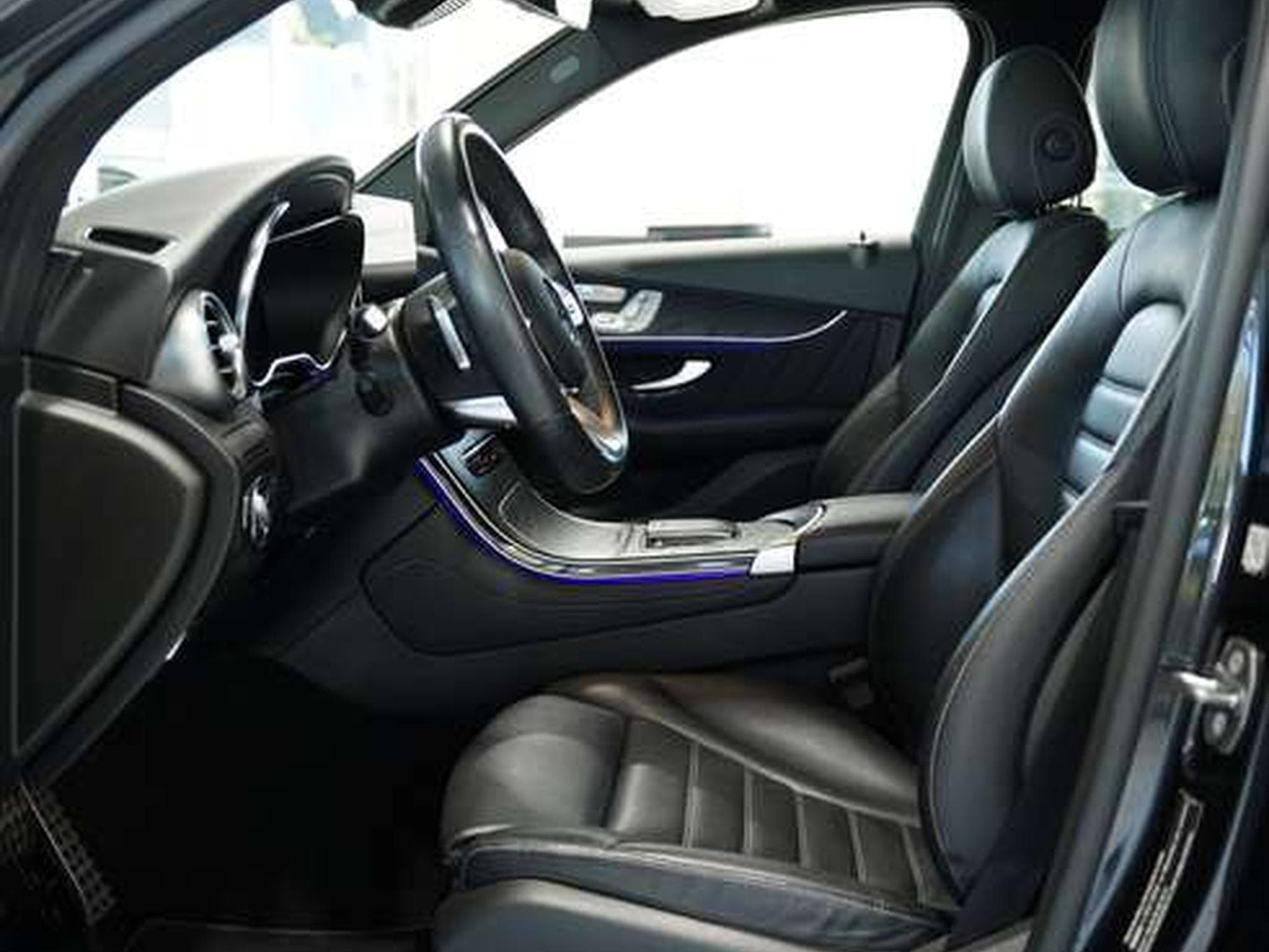 Mercedes GLC 220 d 4M AMG Line *20 *LUFT *Digital *Pano (2019) - Photo 22
