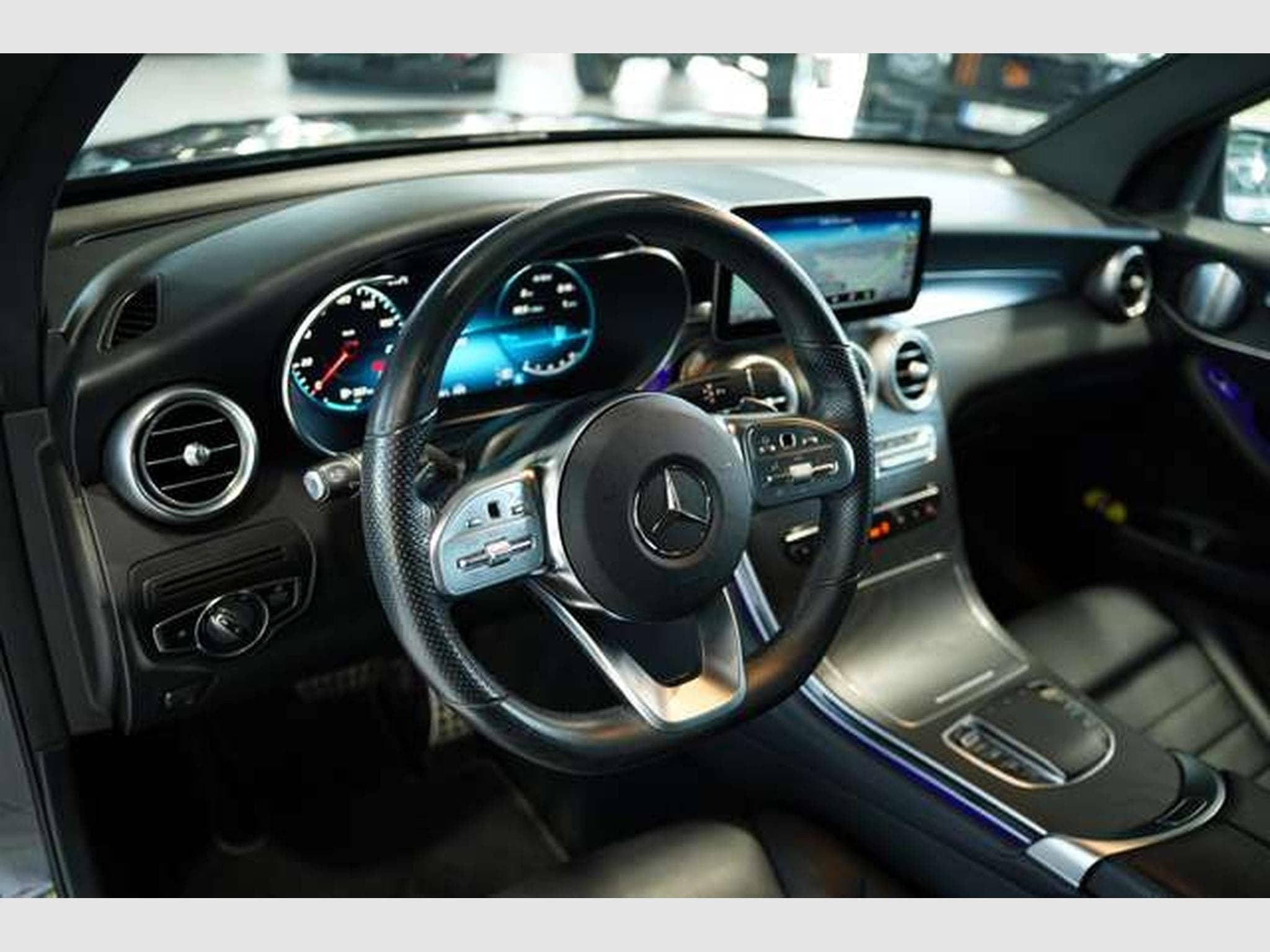 Mercedes GLC 220 d 4M AMG Line *20 *LUFT *Digital *Pano (2019) - Photo 24