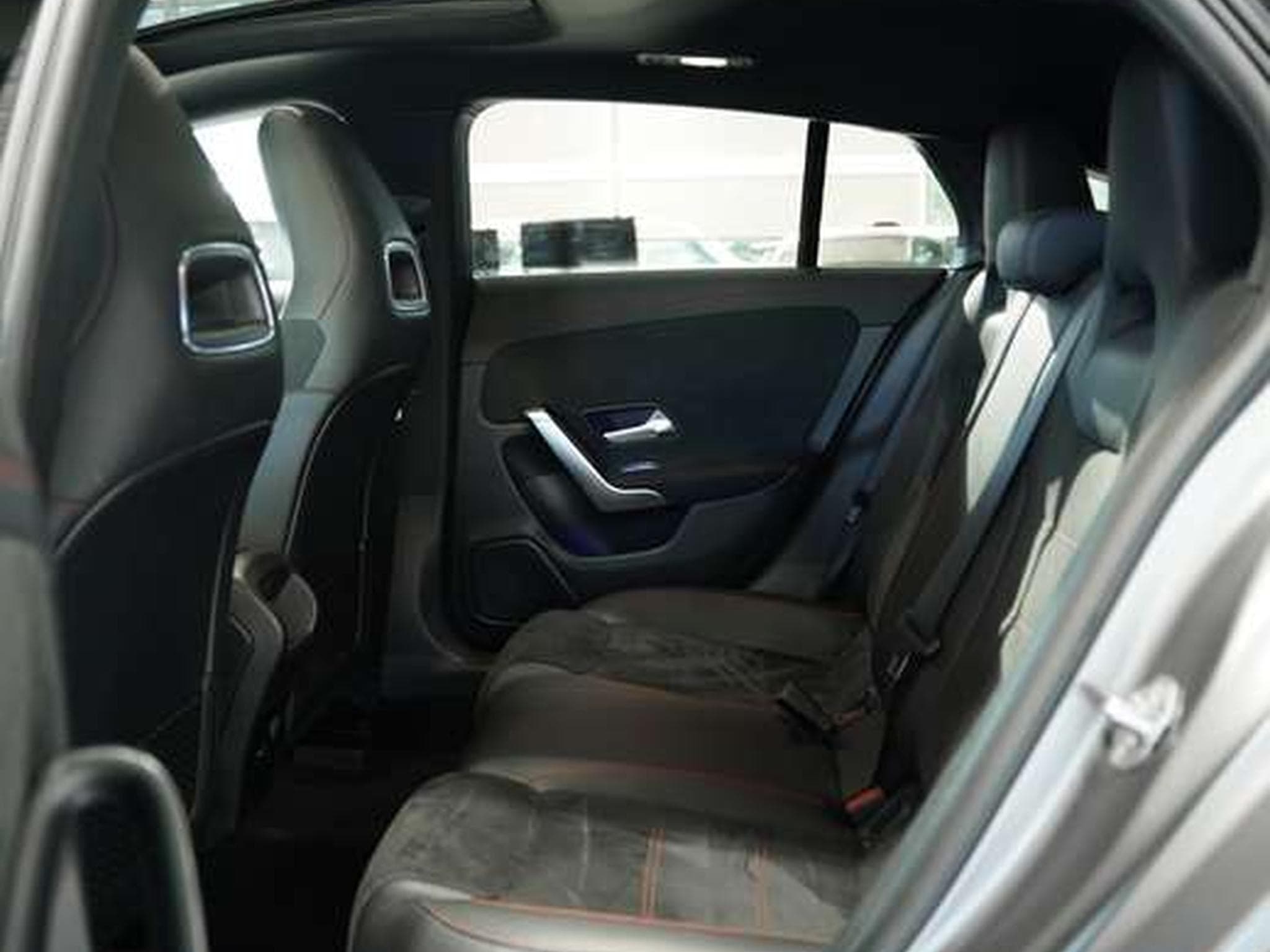 Mercedes CLA 45 AMG 4M *19*Pano*Night*ACC (2020) - Photo 24