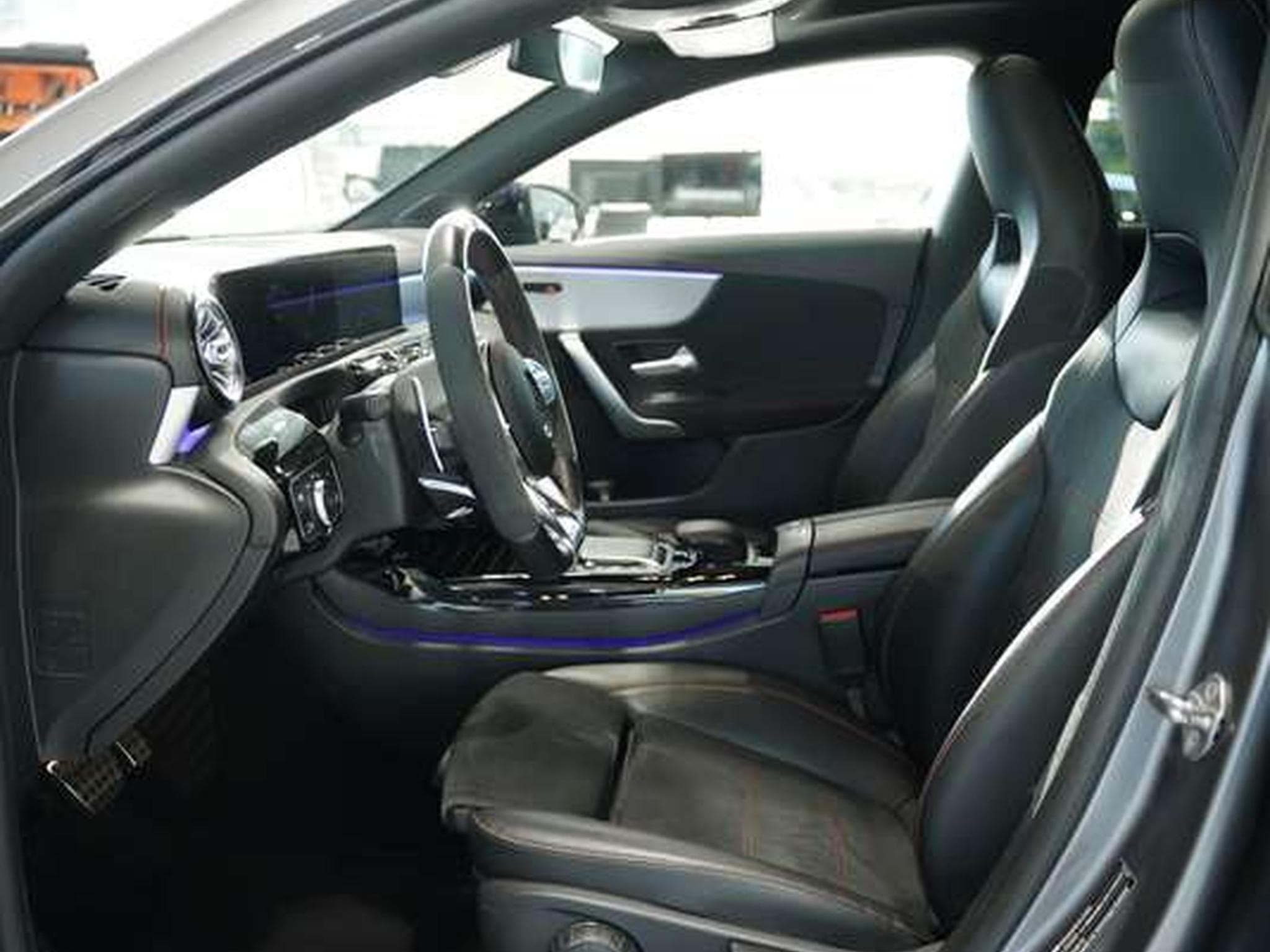 Mercedes CLA 45 AMG 4M *19*Pano*Night*ACC (2020) - Photo 25