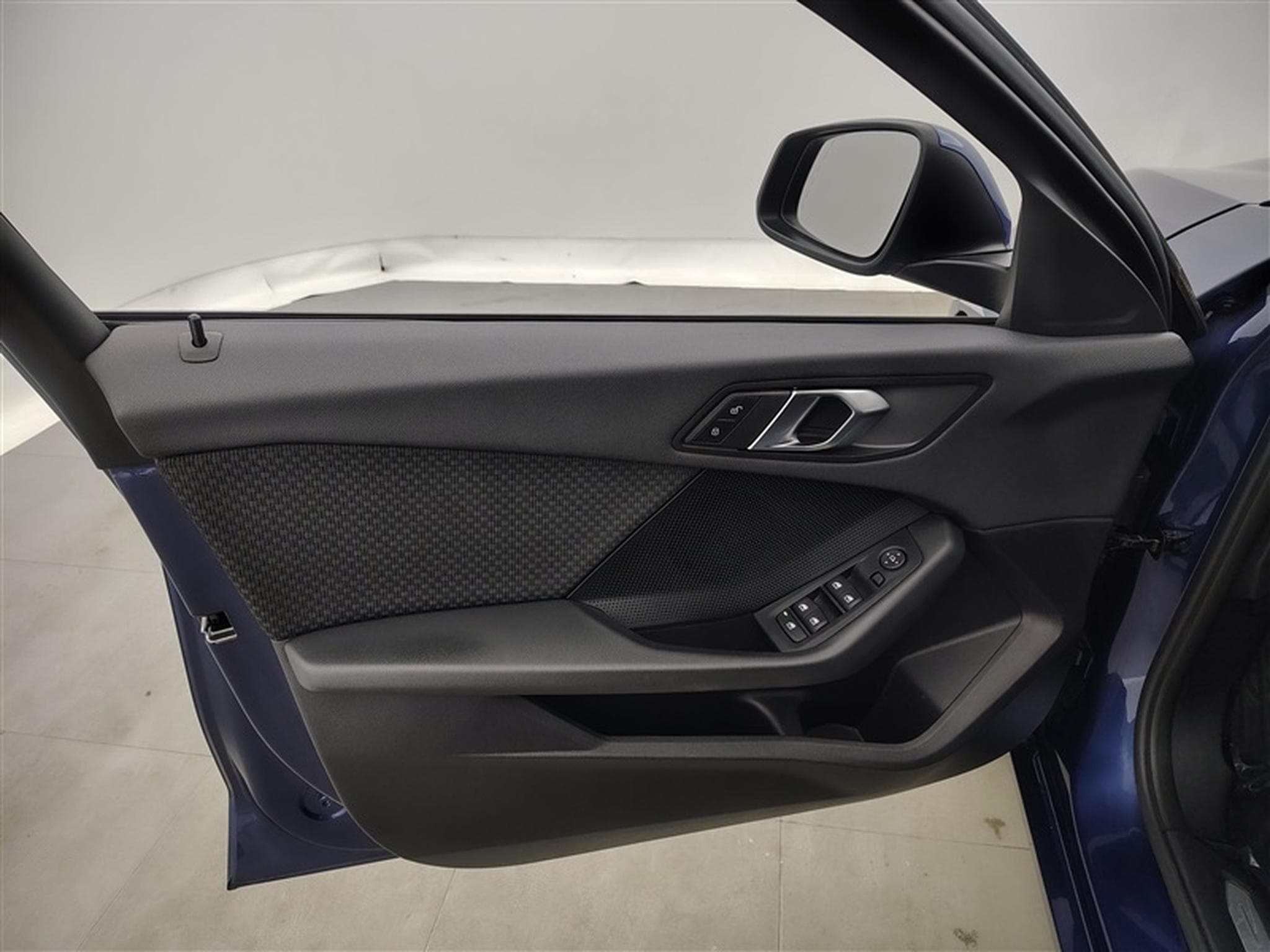 BMW 118 i  Navi Cockpit / Led / PDC av+ar (2021) - Photo 17
