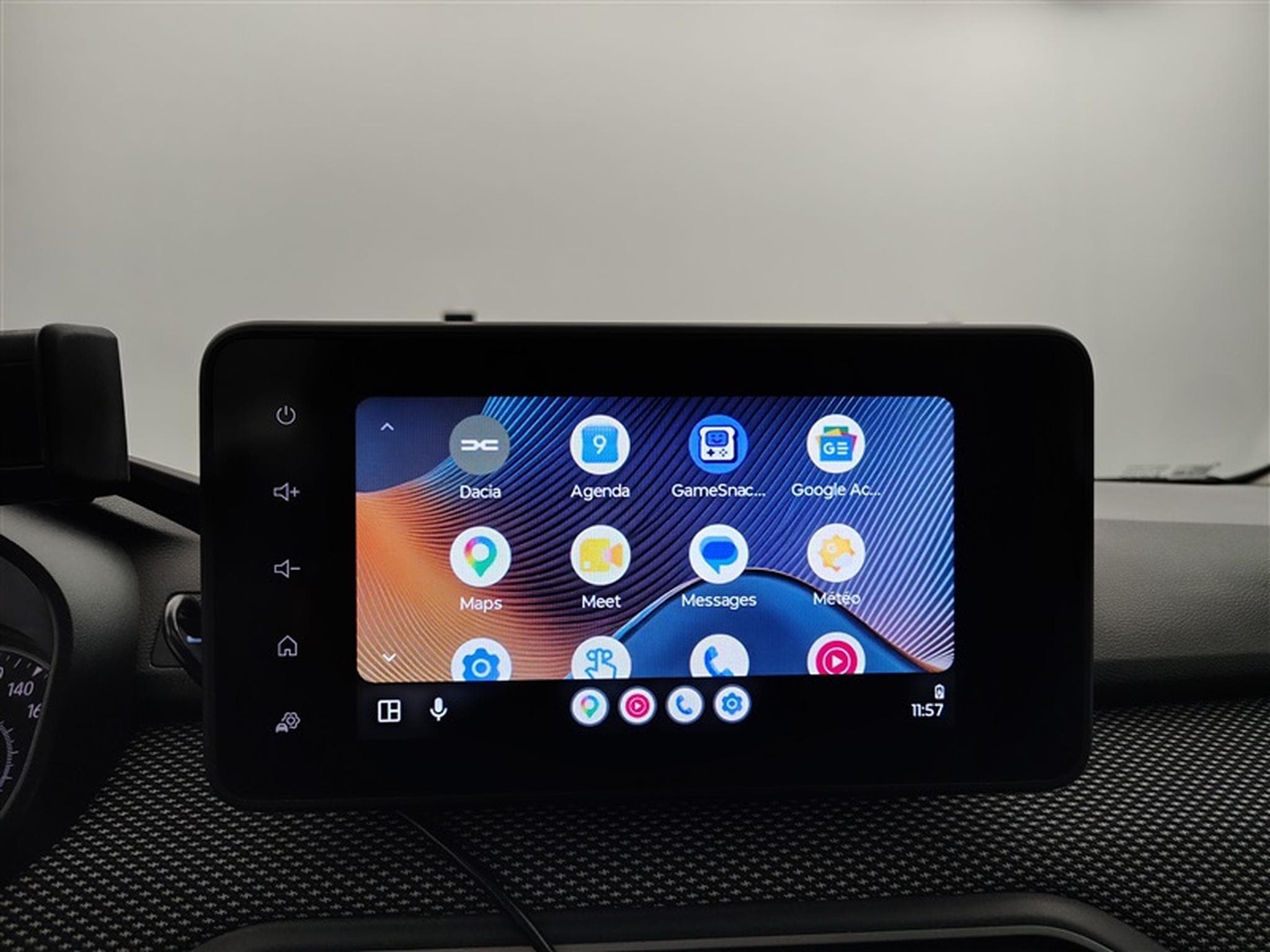 Dacia Sandero 1.0 TCe Journey CARPLAY / FULL LED / PDC AV-AR (2025) - Photo 19