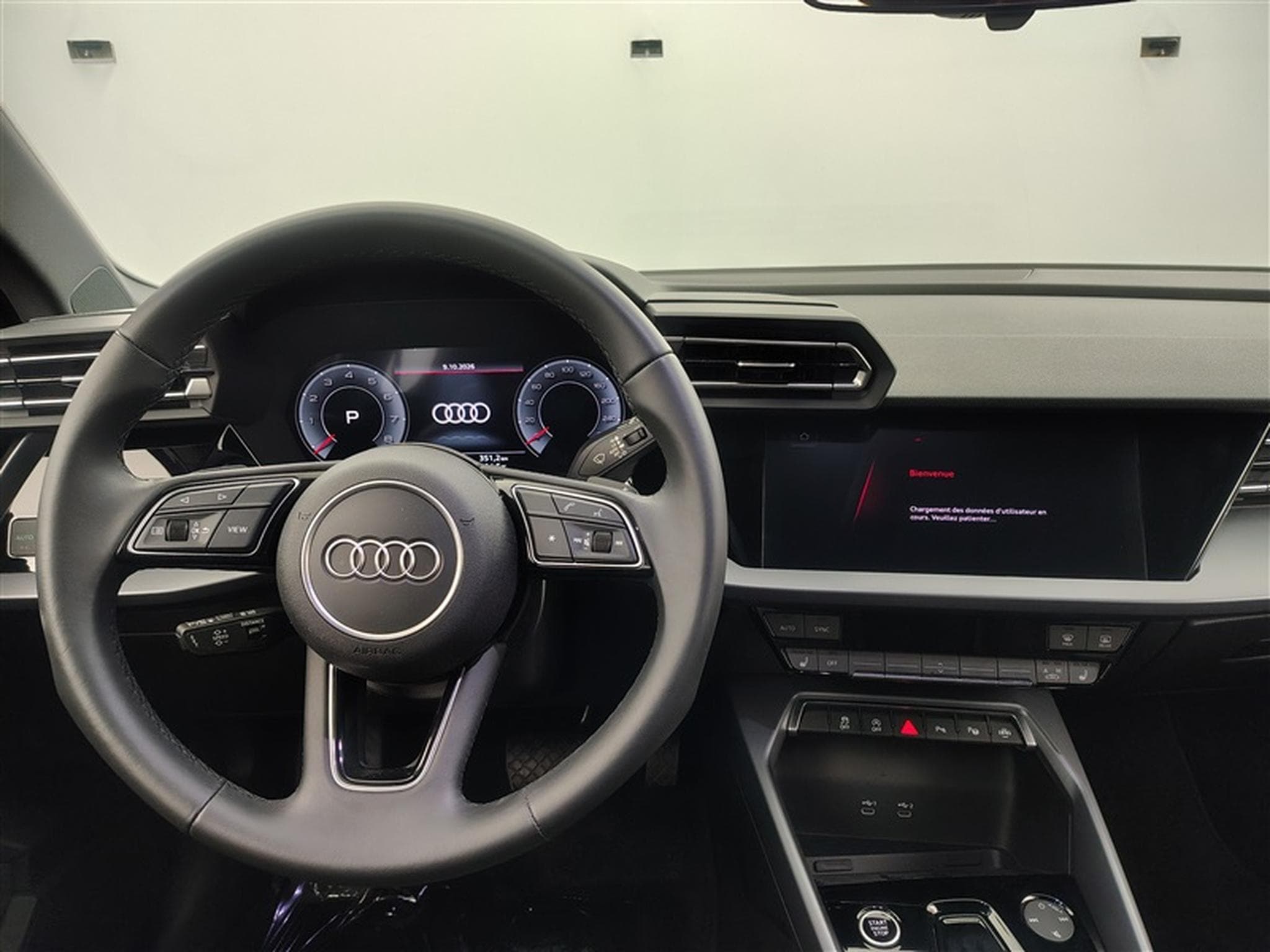 Audi A3 35 TFSI 150Cv S-Tronic S-Line NAVI / FULL LED / CARPLAY (2025) - Photo 9