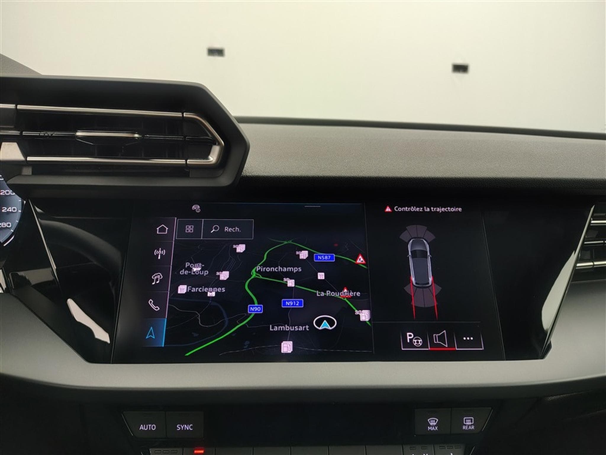 Audi A3 35 TFSI 150Cv S-Tronic S-Line NAVI / FULL LED / CARPLAY (2025) - Photo 18