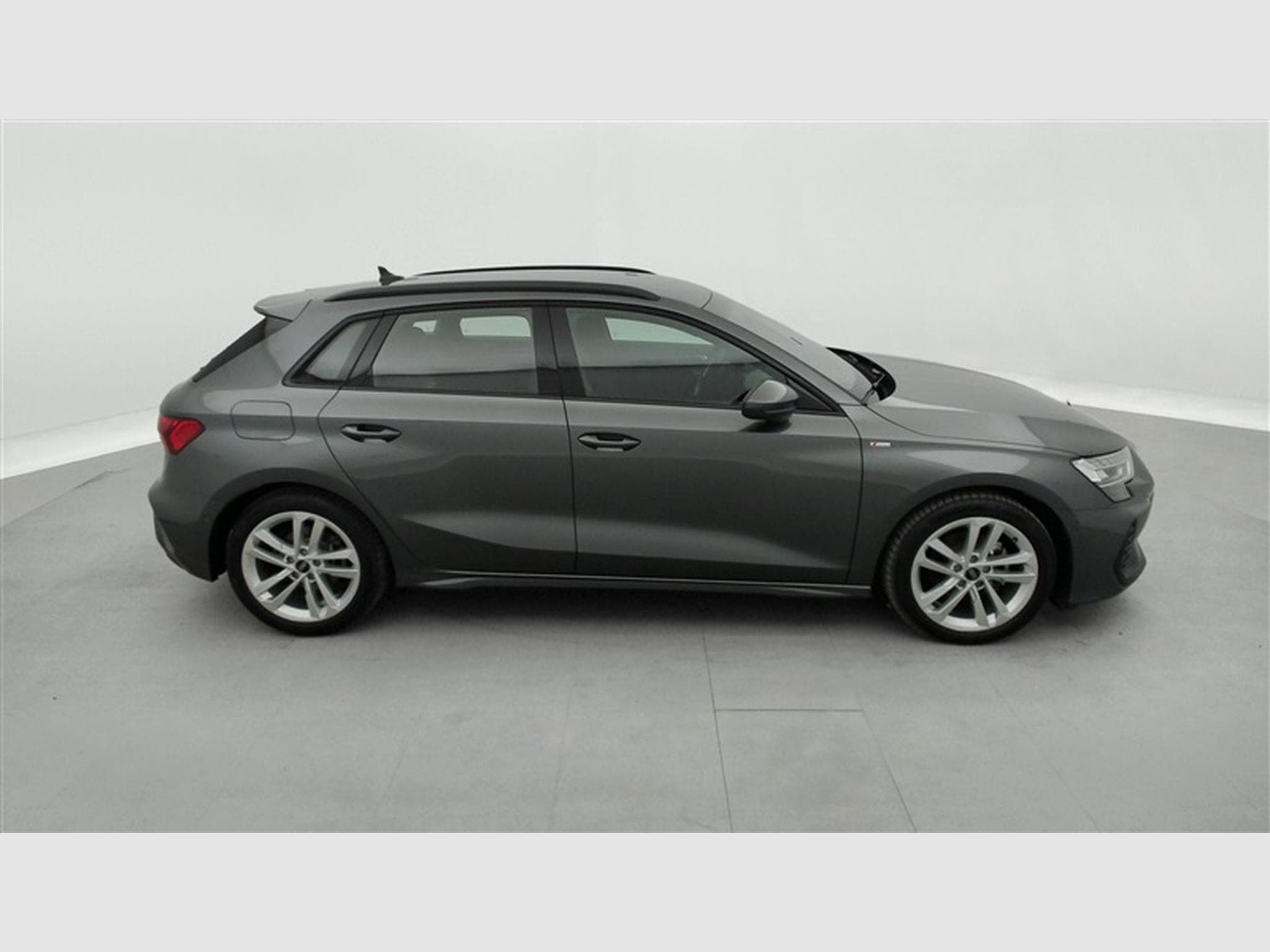 Audi A3 35 TFSI 150Cv S-Tronic S-Line NAVI / FULL LED / CARPLAY (2025) - Photo 24