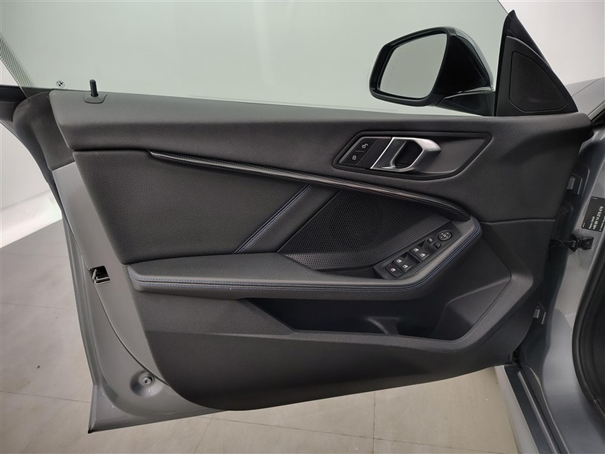 BMW 218 218iA GranCoupe Pack M NAVI / FULL LED / ALU 19" (2023) - Photo 17