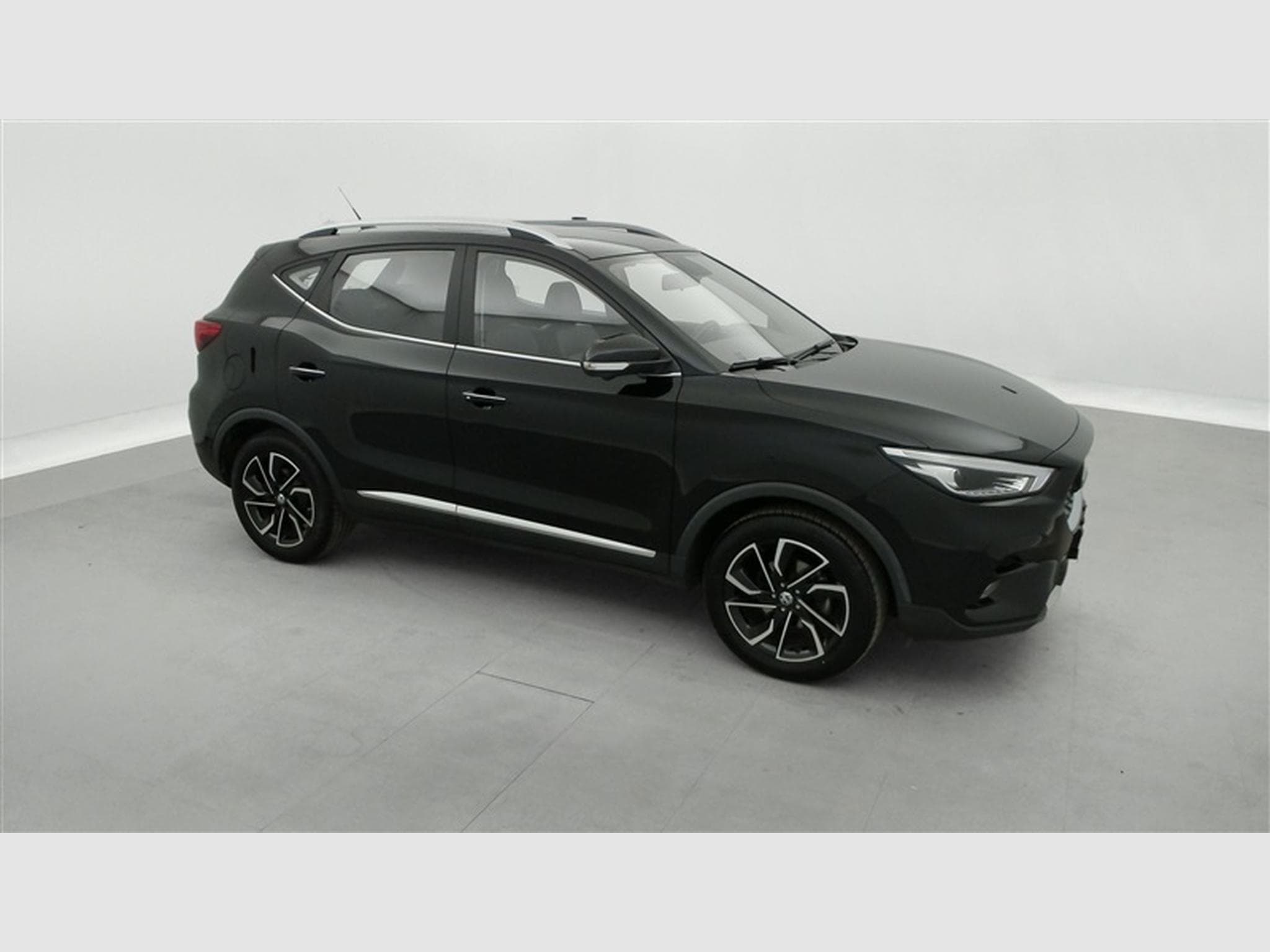 MG ZS 1.0 T-GDi 110cv AUTO Luxury NAVI / FULL LED / CUIR / CAMERA (2023) - Photo 22