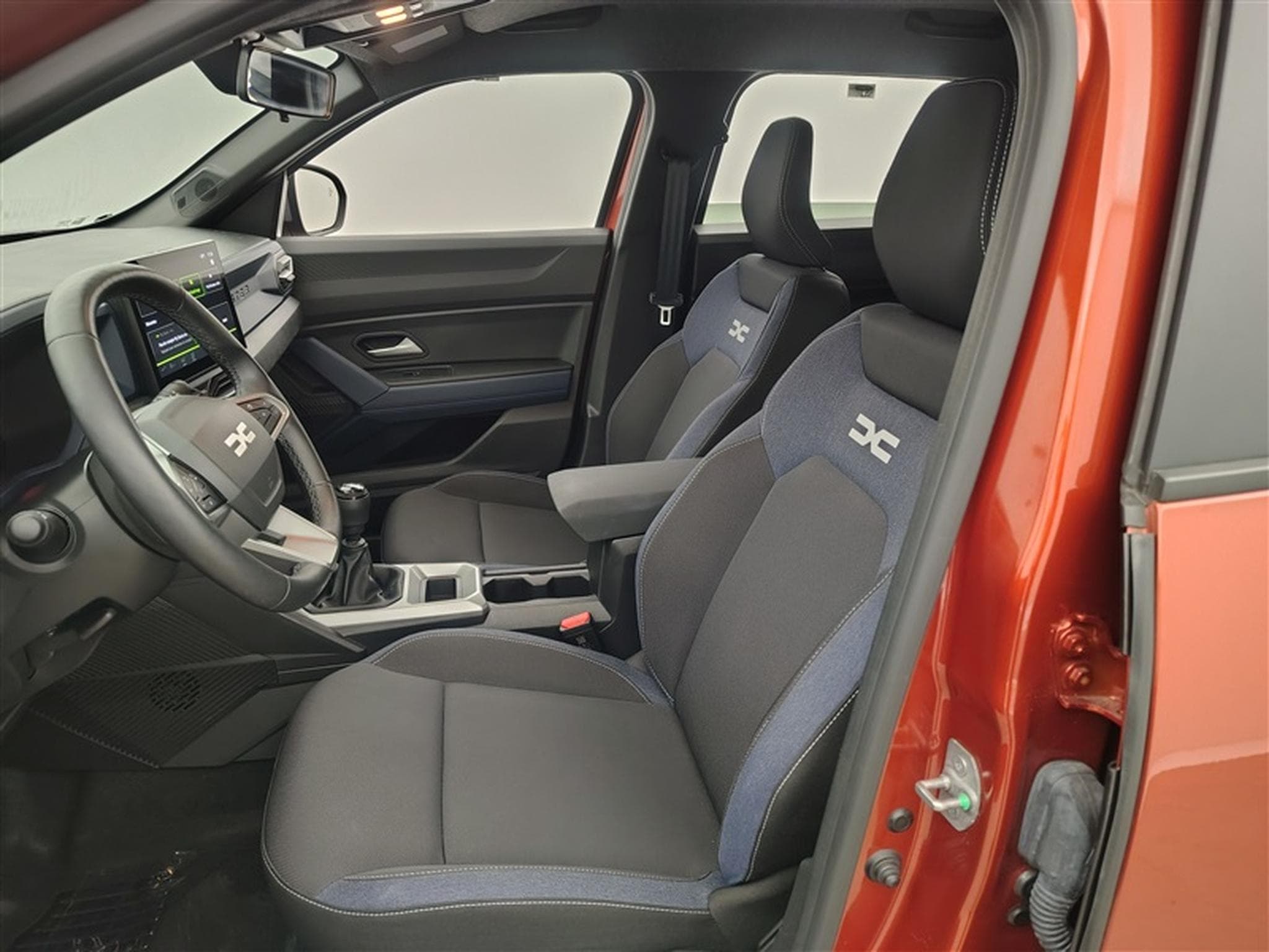 Dacia Duster 1.0 ECO-G Journey+ *NAVI/CARPLAY/FULL LED/CAMERA 360/PDC/JA* (2024) - Photo 7
