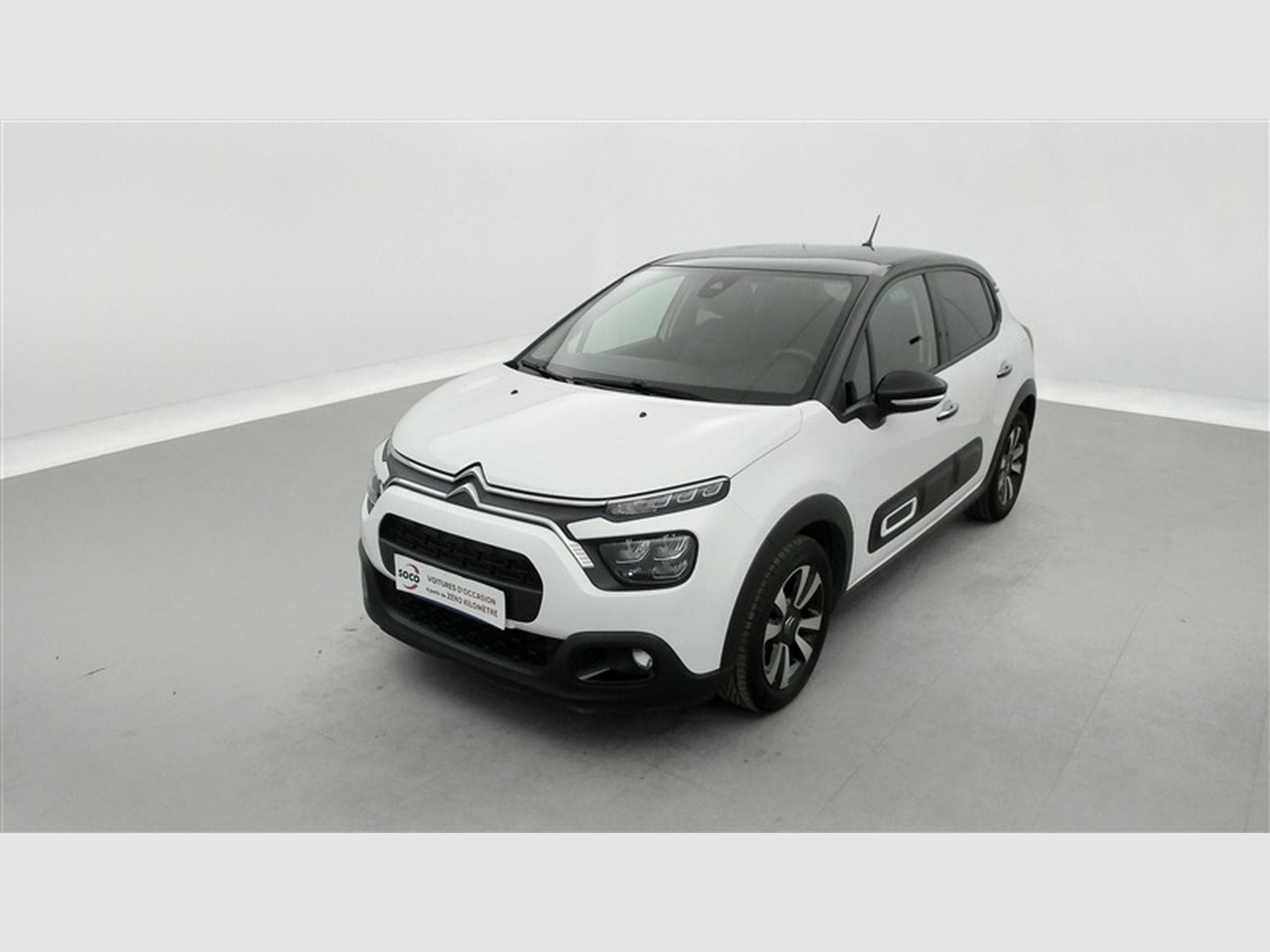 Citroen C3 1.2i PureTech Shine CARPLAY / FULL LED / JA 16" (2023) - Photo 1