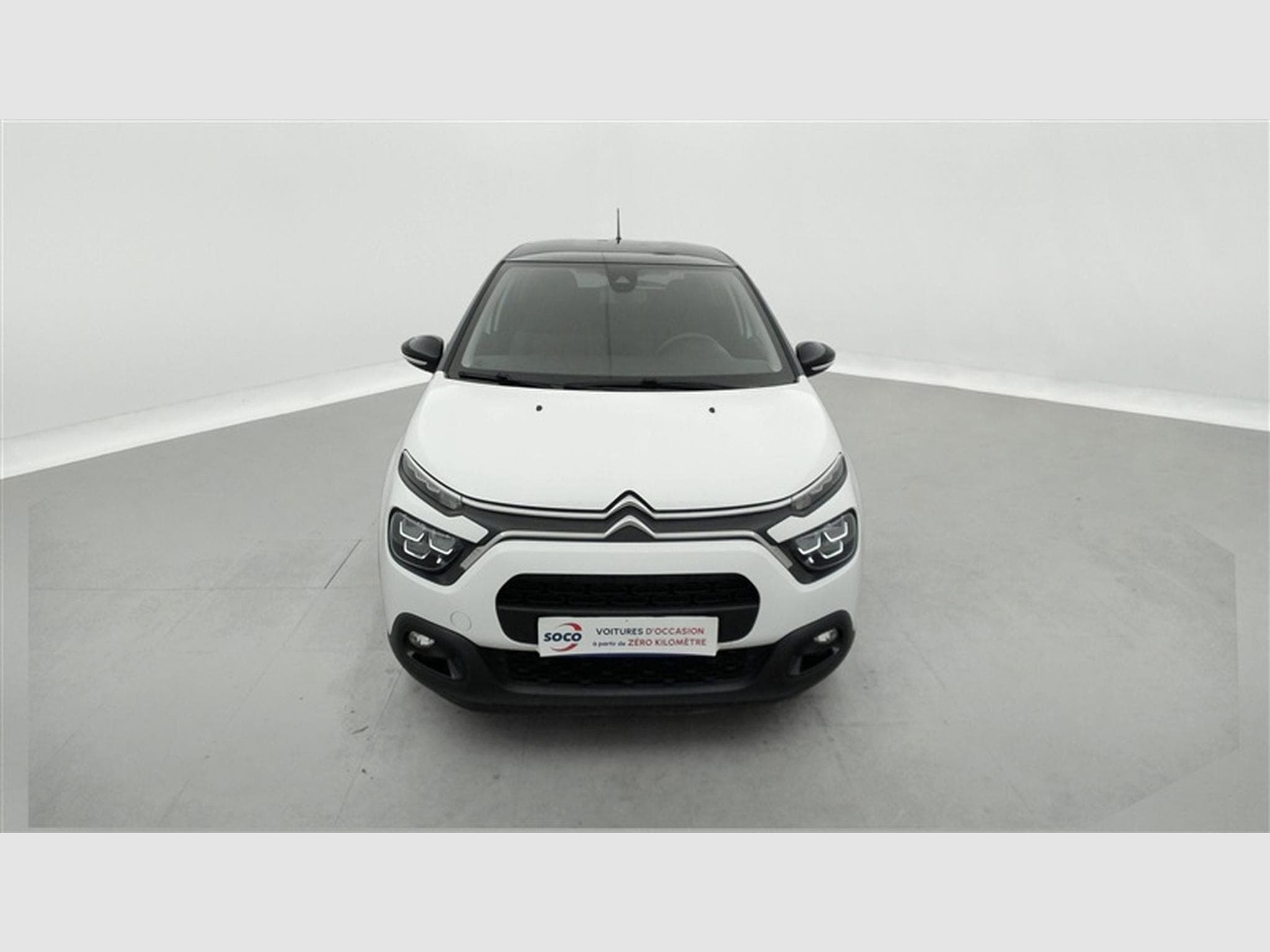 Citroen C3 1.2i PureTech Shine CARPLAY / FULL LED / JA 16" (2023) - Photo 4