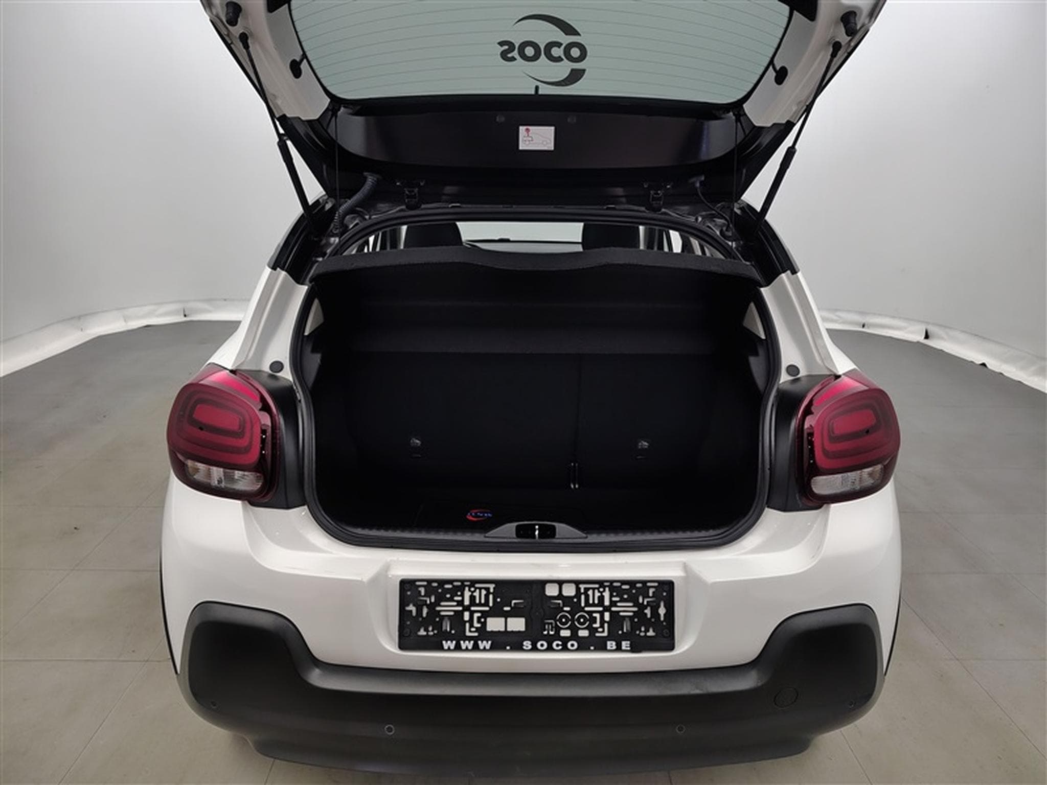 Citroen C3 1.2i PureTech Shine CARPLAY / FULL LED / JA 16" (2023) - Photo 14