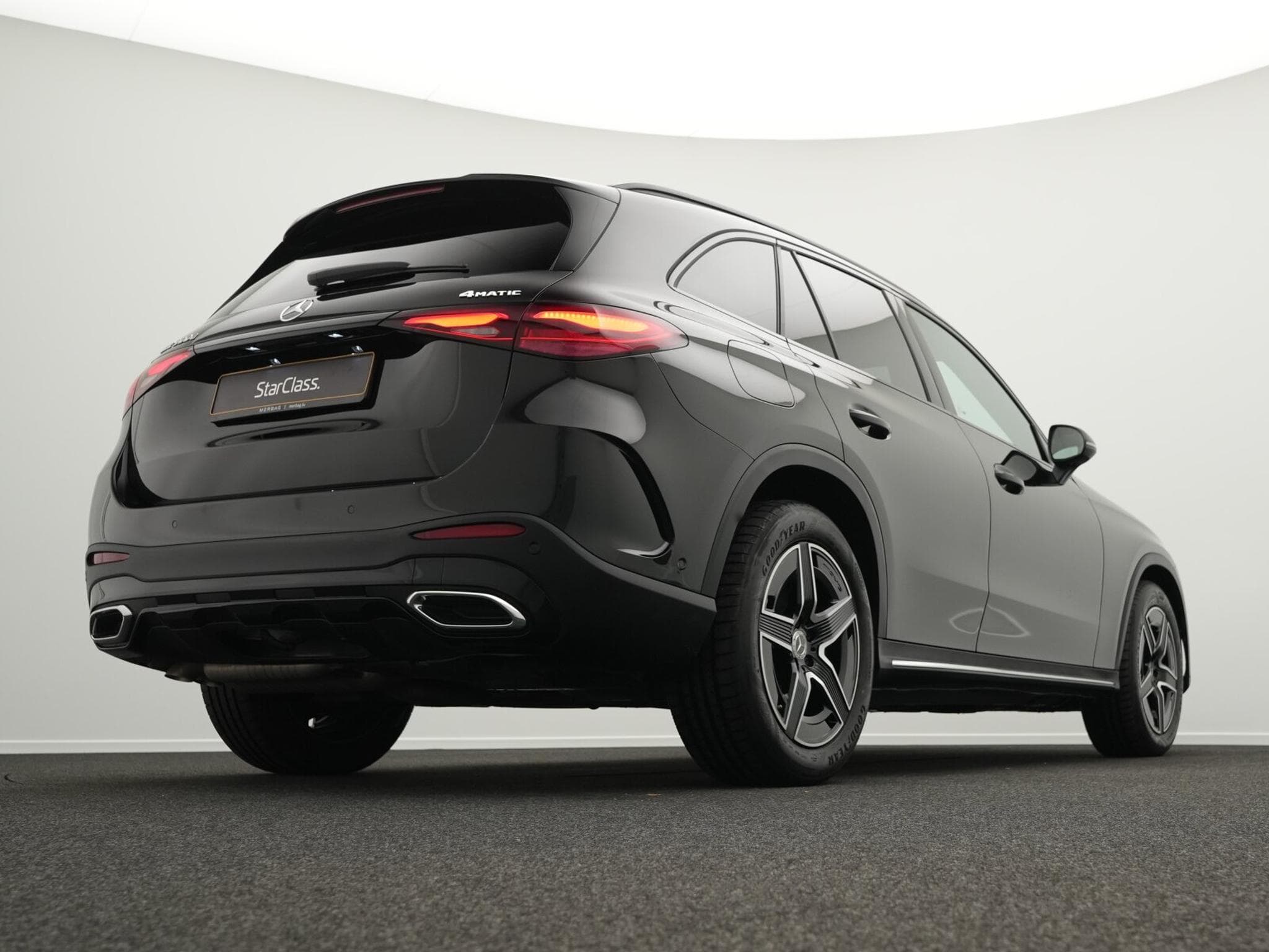 Mercedes GLC 300 d 4M AMG-Line LED+AHK+Night+Burm+Kamera (2025) - Photo 9