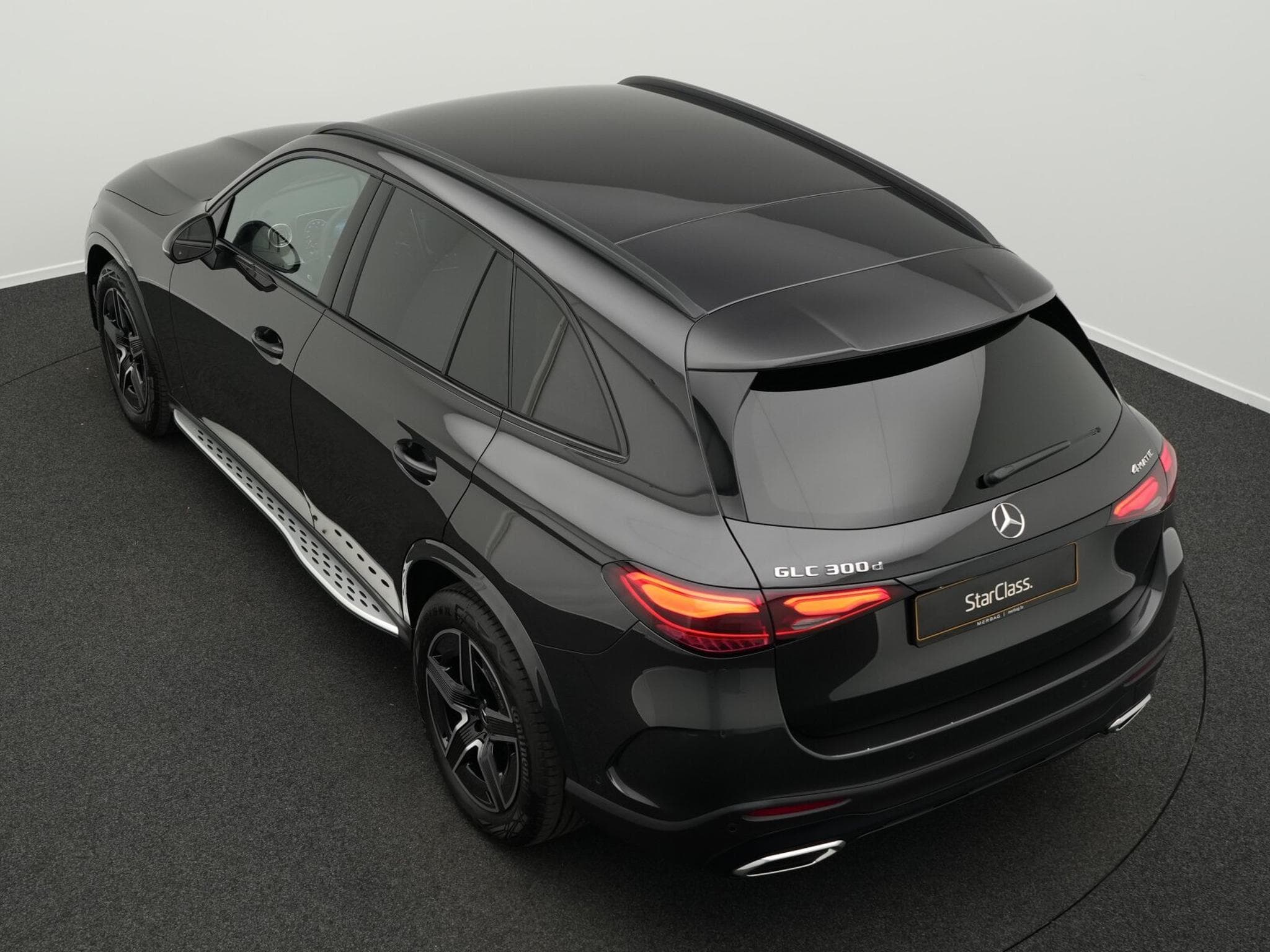 Mercedes GLC 300 d 4M AMG-Line LED+AHK+Night+Memo+Kamera (2024) - Photo 11