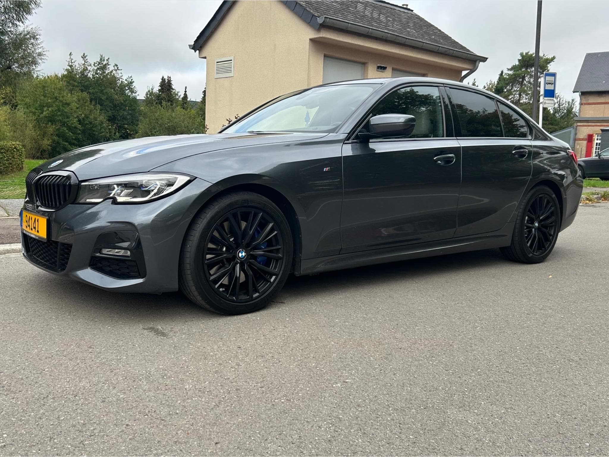 BMW 330 Sport M (2022) - Foto 2