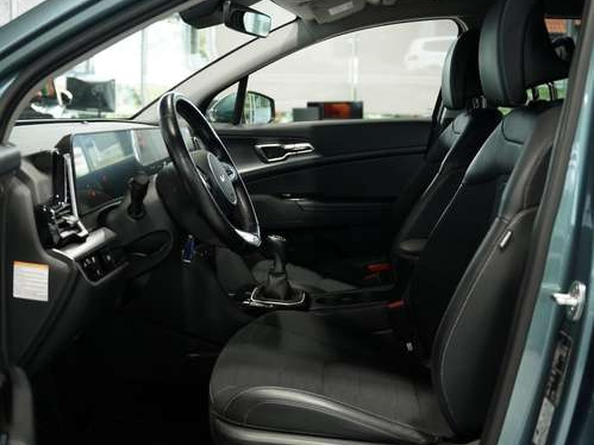 Kia Sportage 1.6 T-GDI Vision Komfort-Paket E Sitz N (2022) - Foto 17