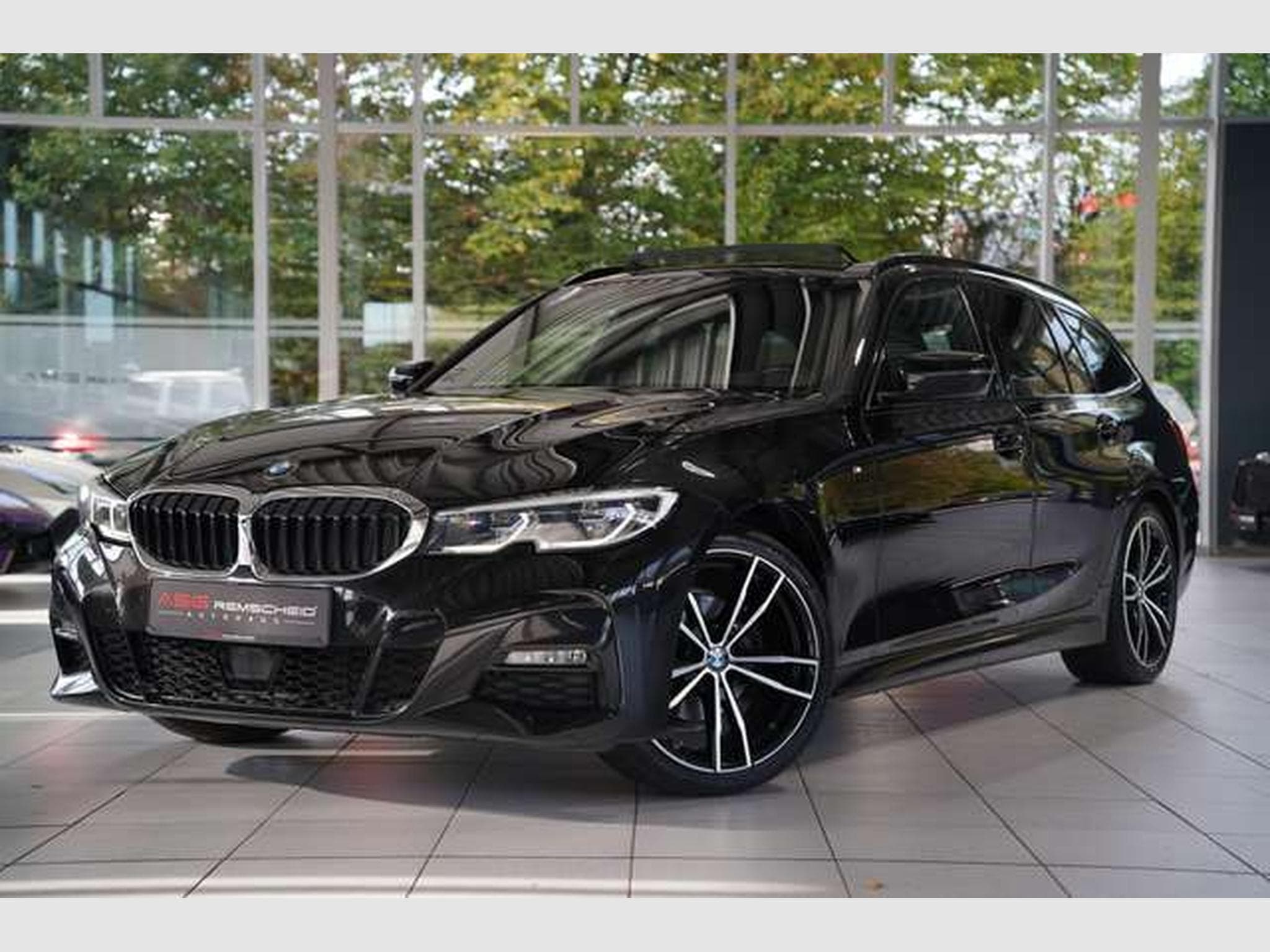 BMW 320 d Touring M Sportpaket *ACC*Pano*LiveCockpit (2021) - Foto 1