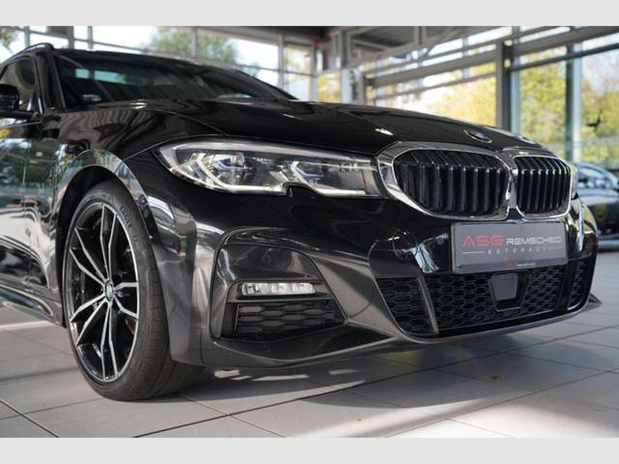 BMW 320 d Touring M Sportpaket *ACC*Pano*LiveCockpit (2021) - Foto 7