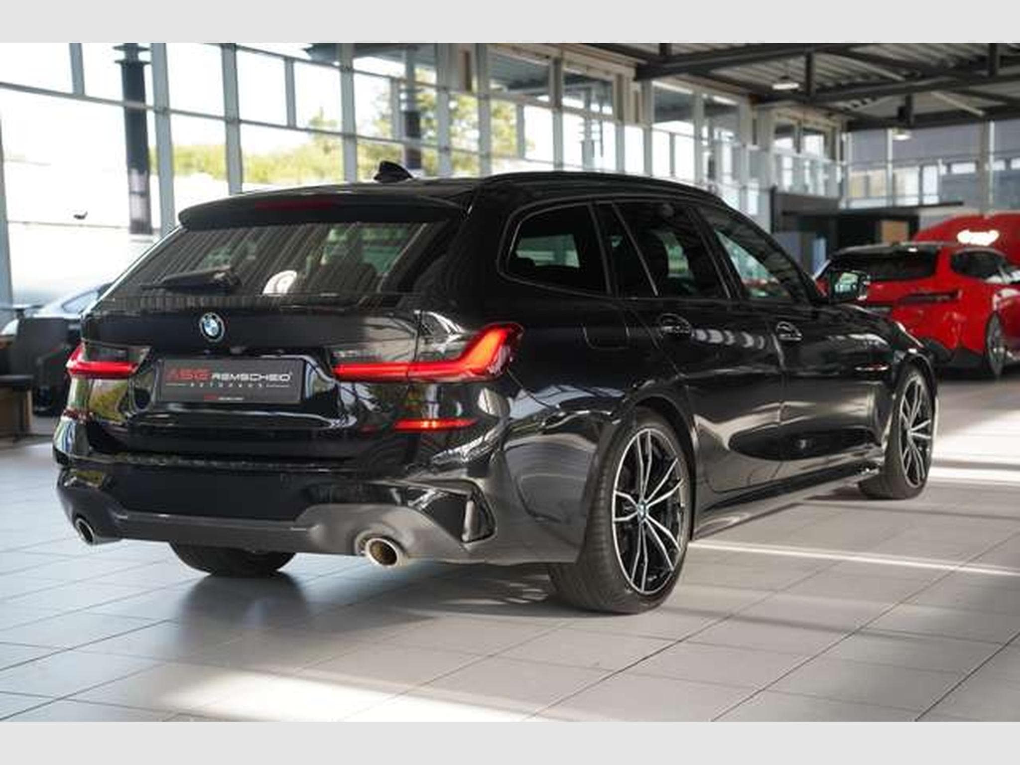 BMW 320 d Touring M Sportpaket *ACC*Pano*LiveCockpit (2021) - Foto 12