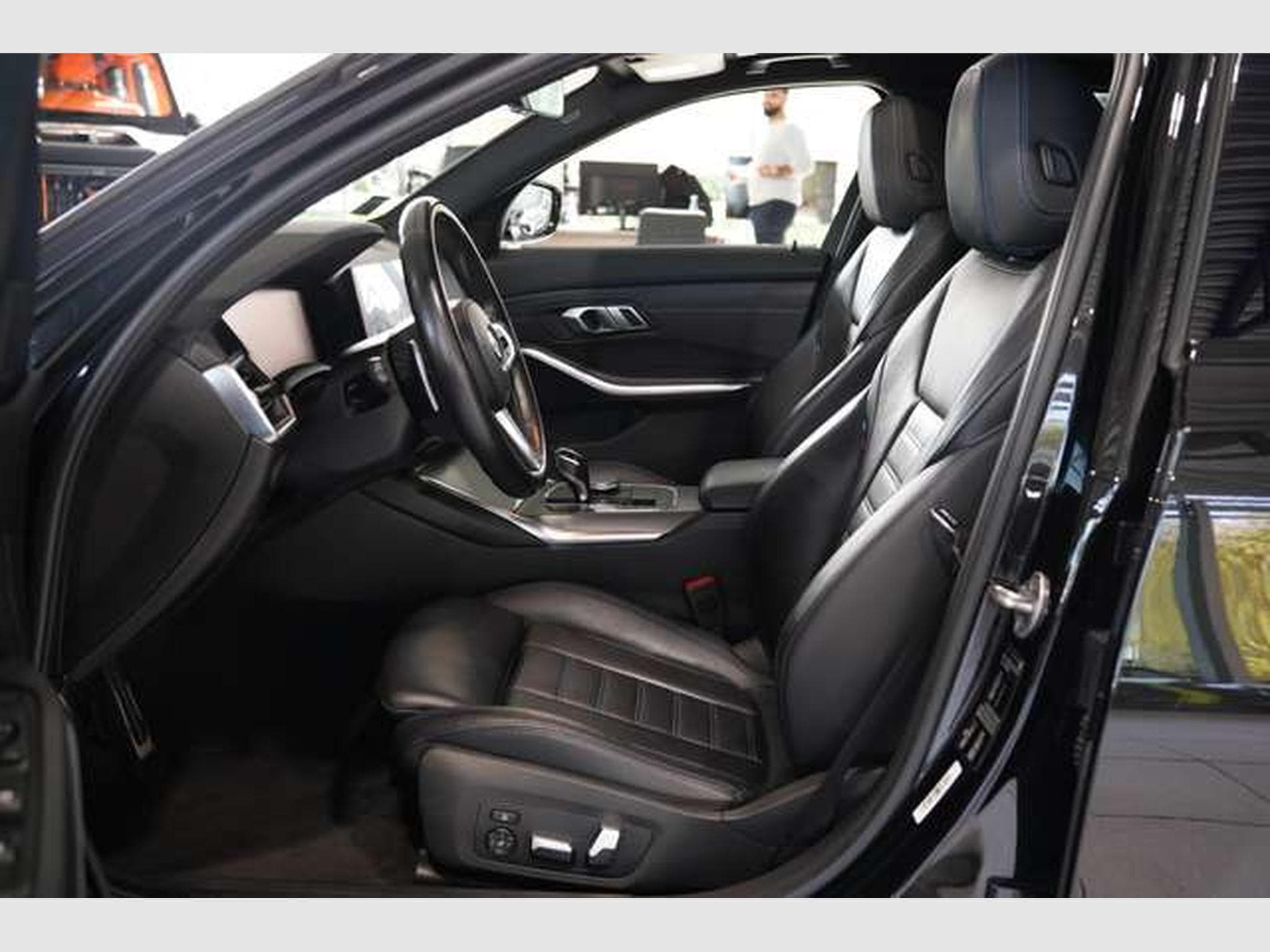 BMW 320 d Touring M Sportpaket *ACC*Pano*LiveCockpit (2021) - Foto 15