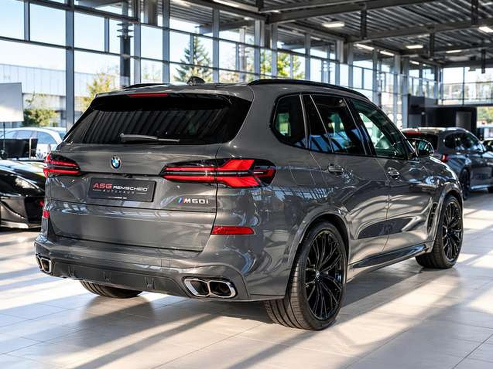 BMW X5M i xD *1.H *22 *ACC*Sky Lounge*H-UP*AHK (2024) - Foto 6