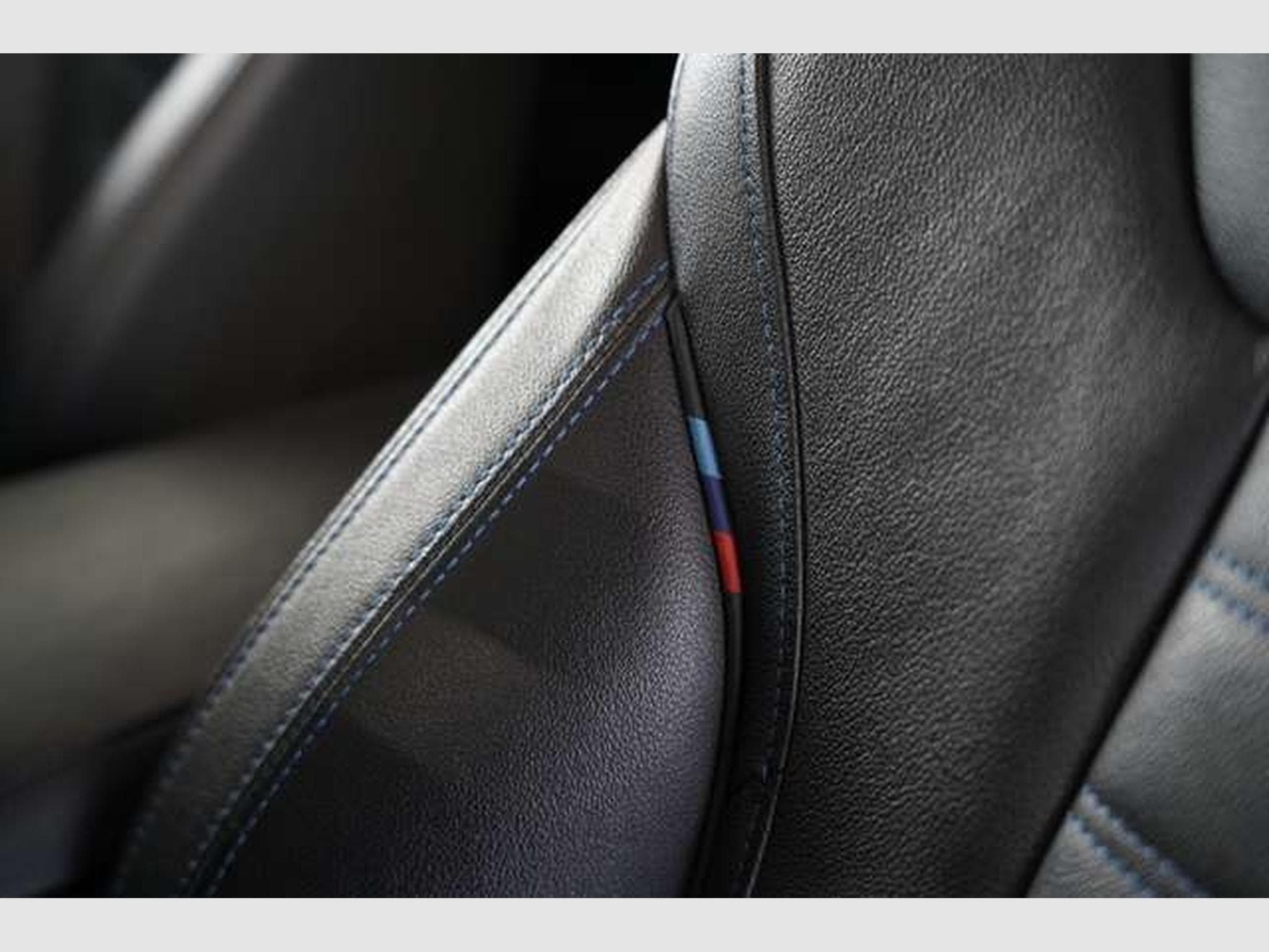 BMW 320 d Touring M Sportpaket *ACC*Pano*LiveCockpit (2021) - Foto 18