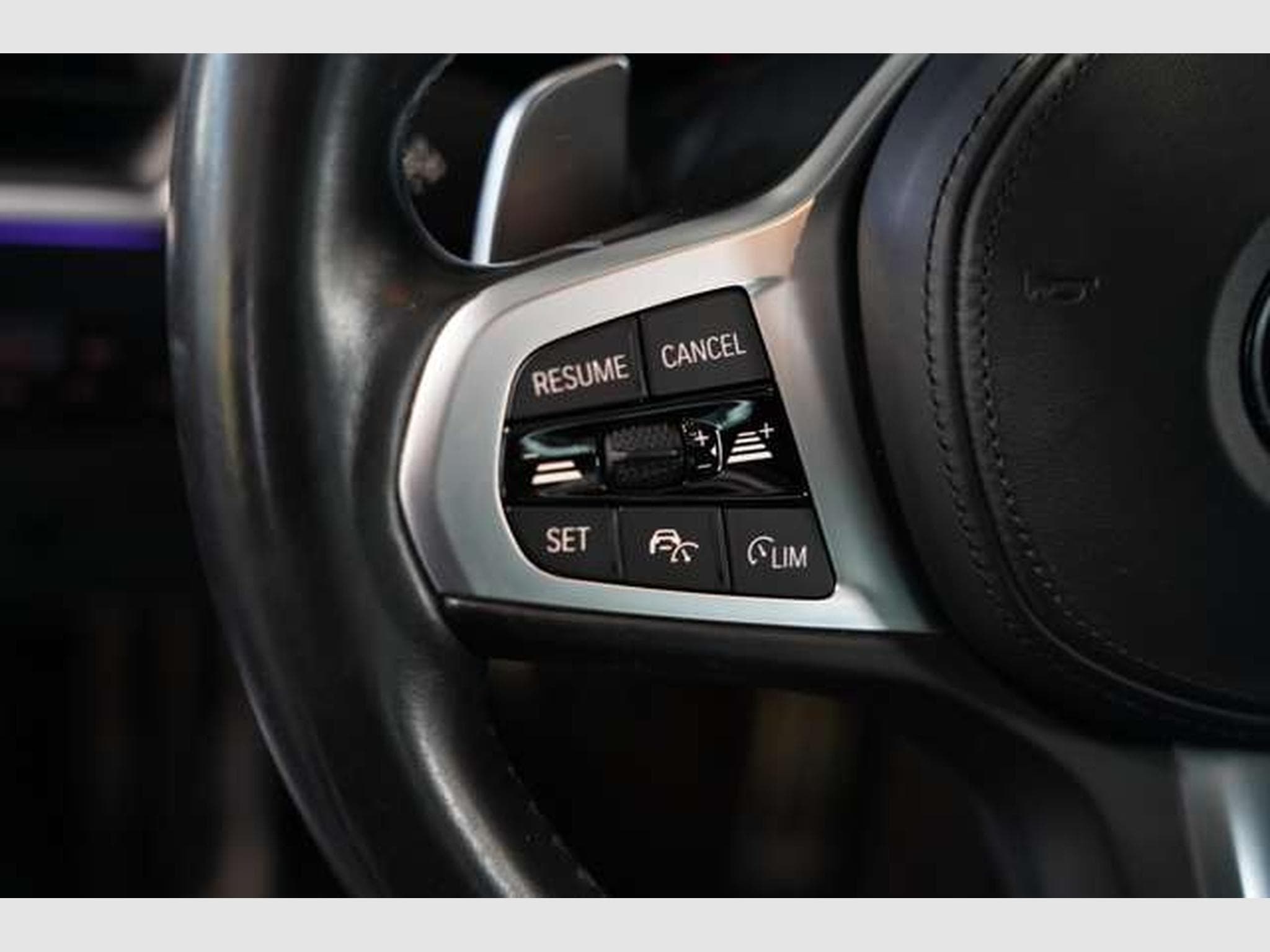 BMW 320 d Touring M Sportpaket *ACC*Pano*LiveCockpit (2021) - Foto 31