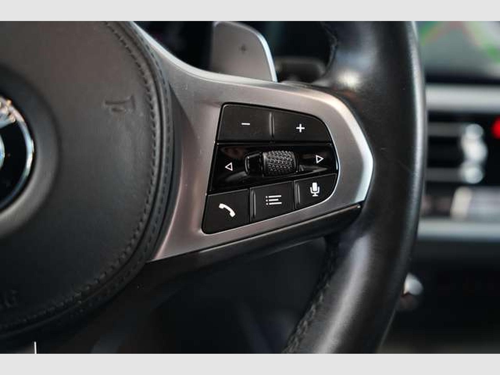 BMW 320 d Touring M Sportpaket *ACC*Pano*LiveCockpit (2021) - Foto 32