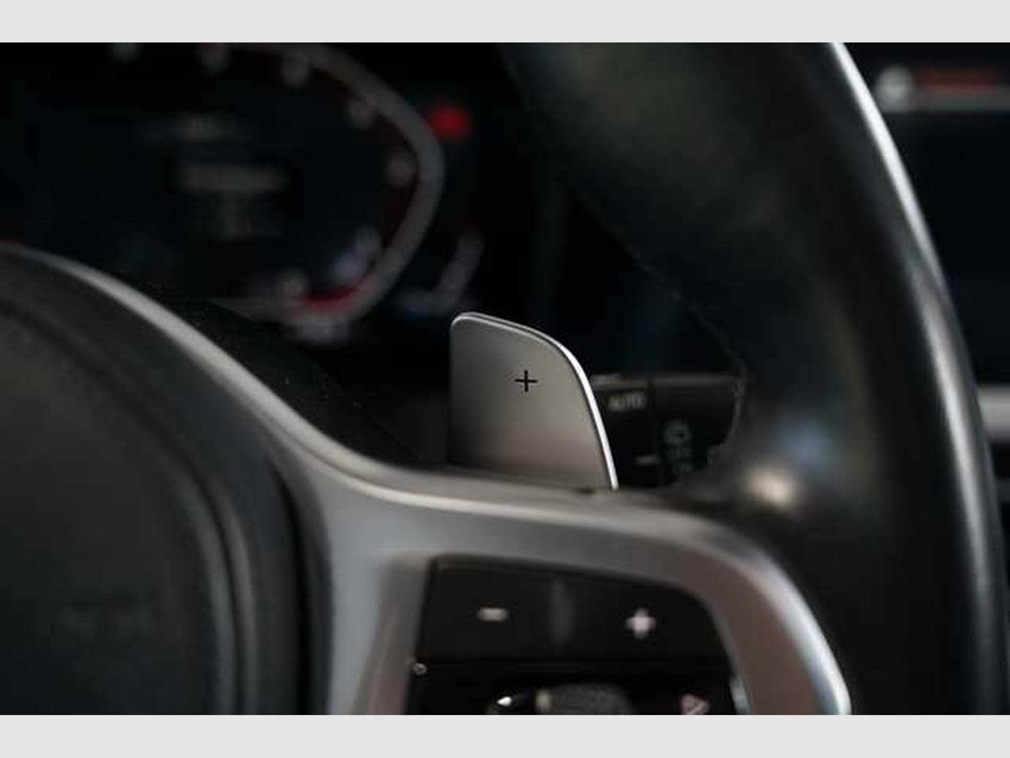BMW 320 d Touring M Sportpaket *ACC*Pano*LiveCockpit (2021) - Foto 45