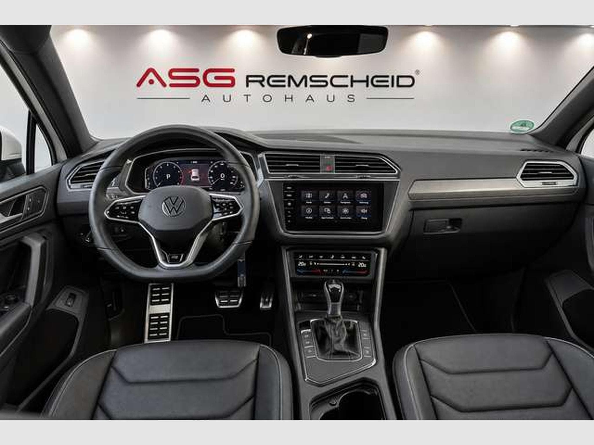 VW Tiguan R Line DSG *2.H *21 *OZ *Gewinde *Matrix (2020) - Foto 3