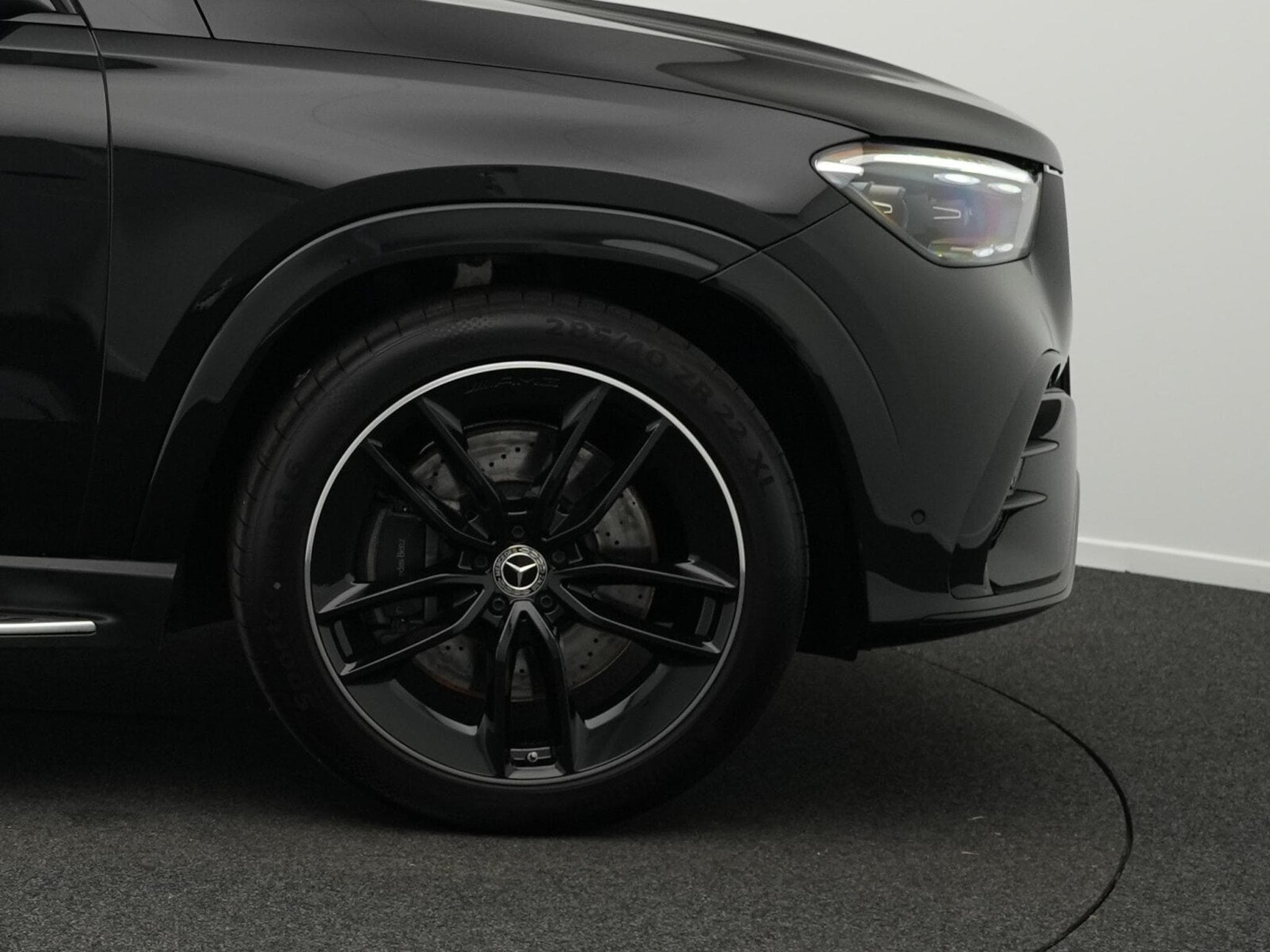 Mercedes GLE 450 d 4MATIC Coupé Multi+Pano+AHK+Night (2024) - Photo 6