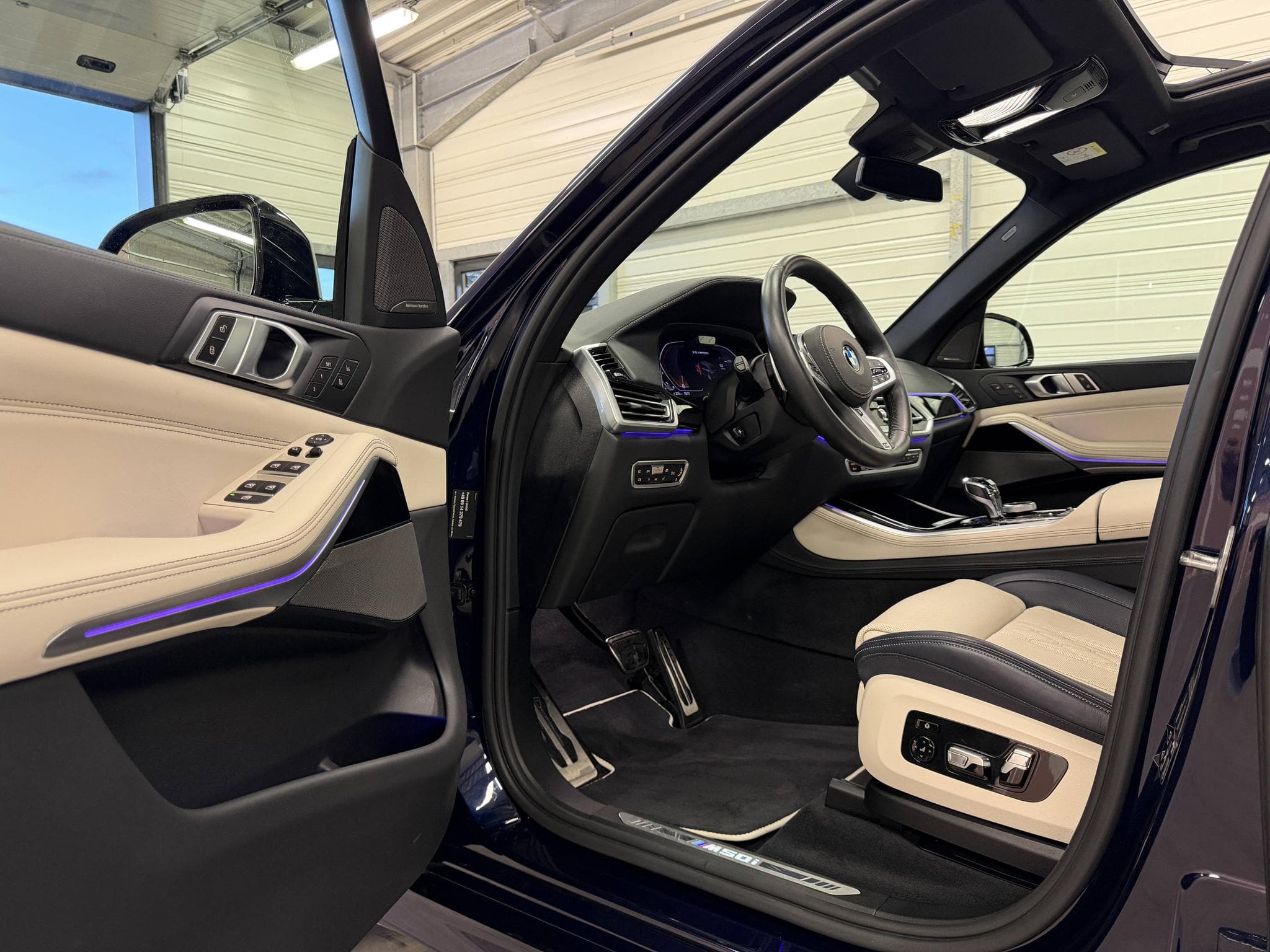 BMW X5 M50i 530ch / 1ère Main / TVA Récup / 30 330€ d'options / Nig (2019) - Photo 14