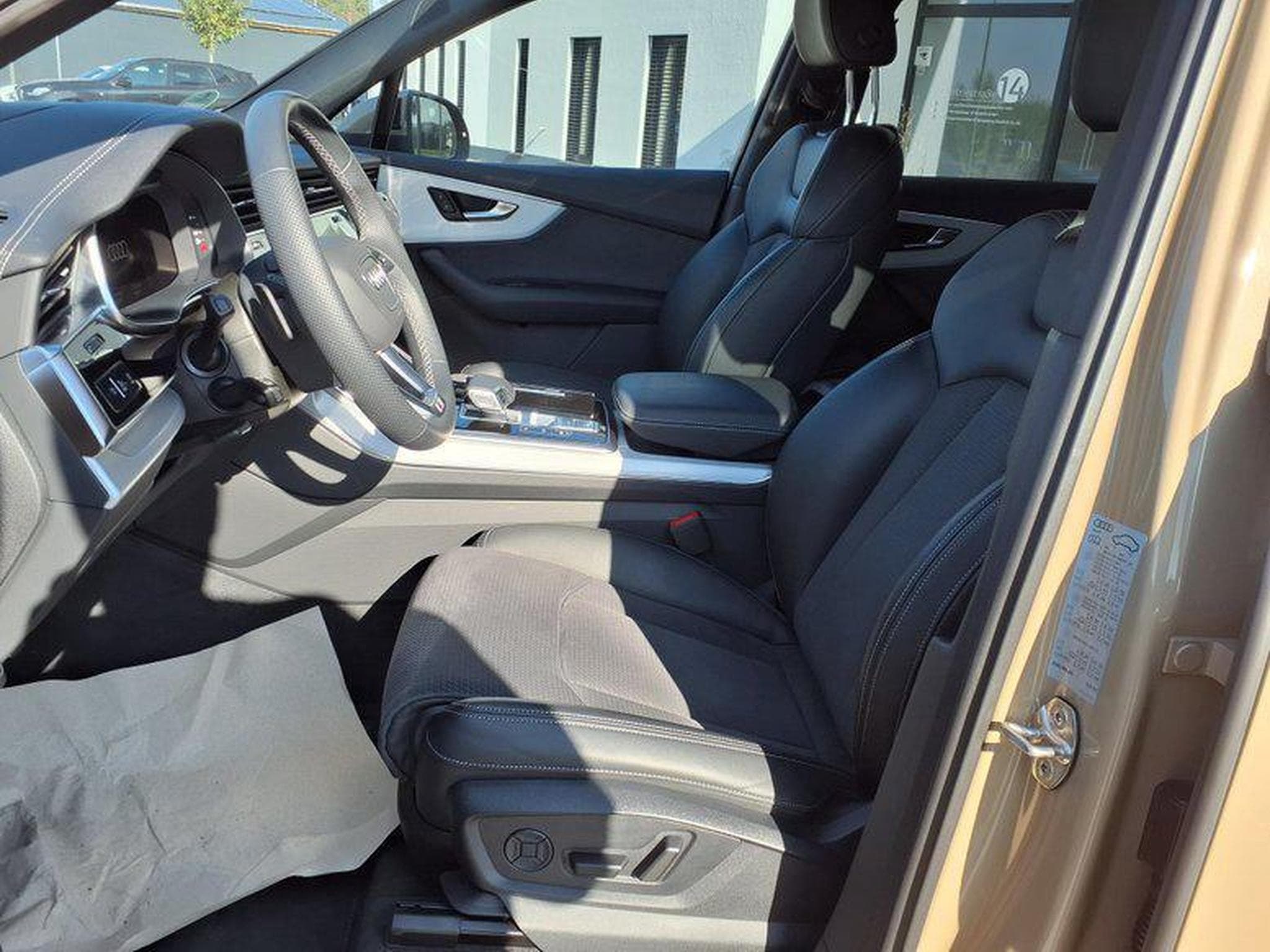 Audi Q7 S line business 3.0 TDI 8-Gang-Tiptronic quattro (2026) - Photo 7