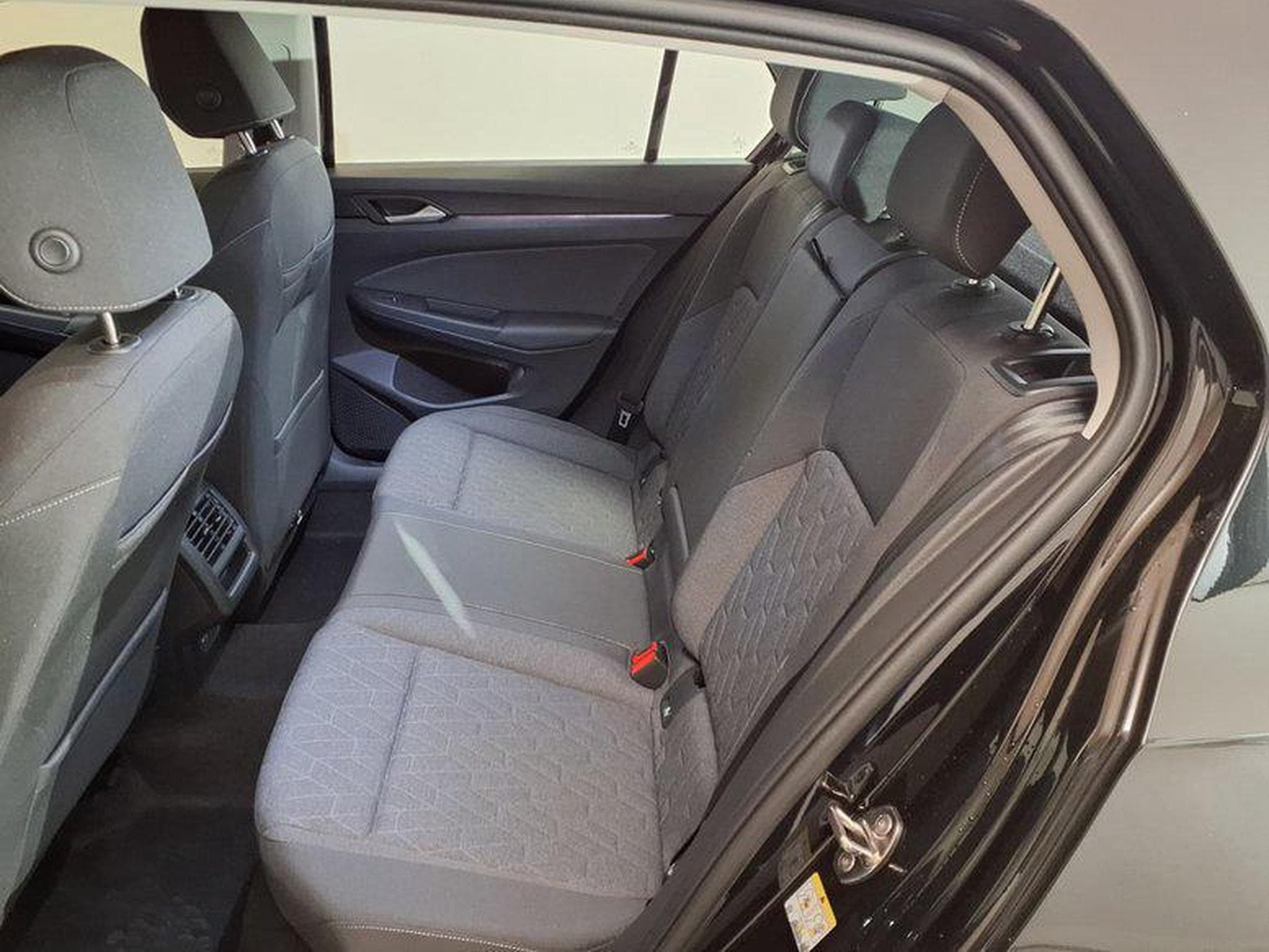 VW Golf Life Plus 1.5 TSI 6-Gang (2026) - Photo 10