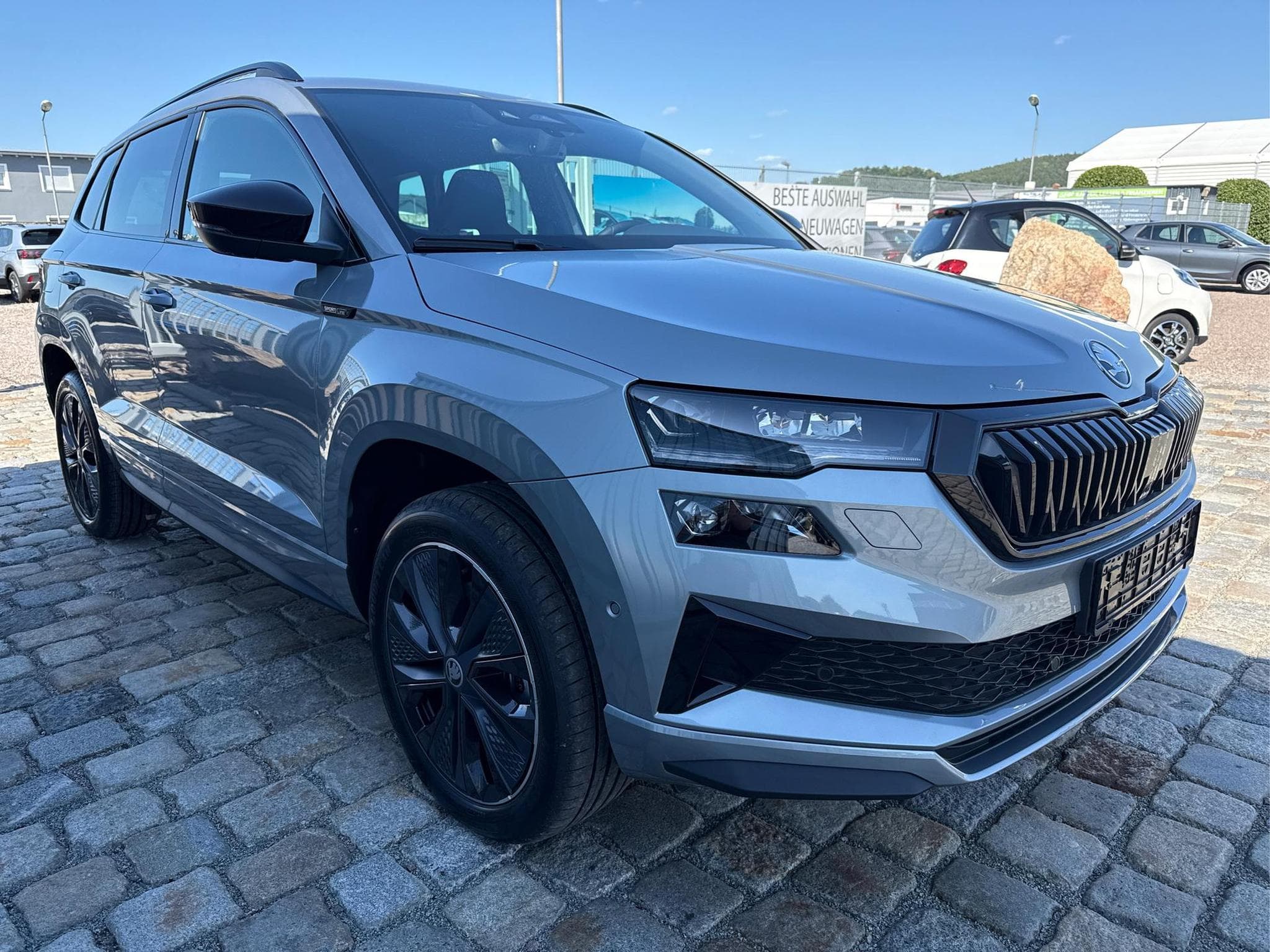 Skoda Karoq Sportline 1,5 TSI (2026) - Photo 3