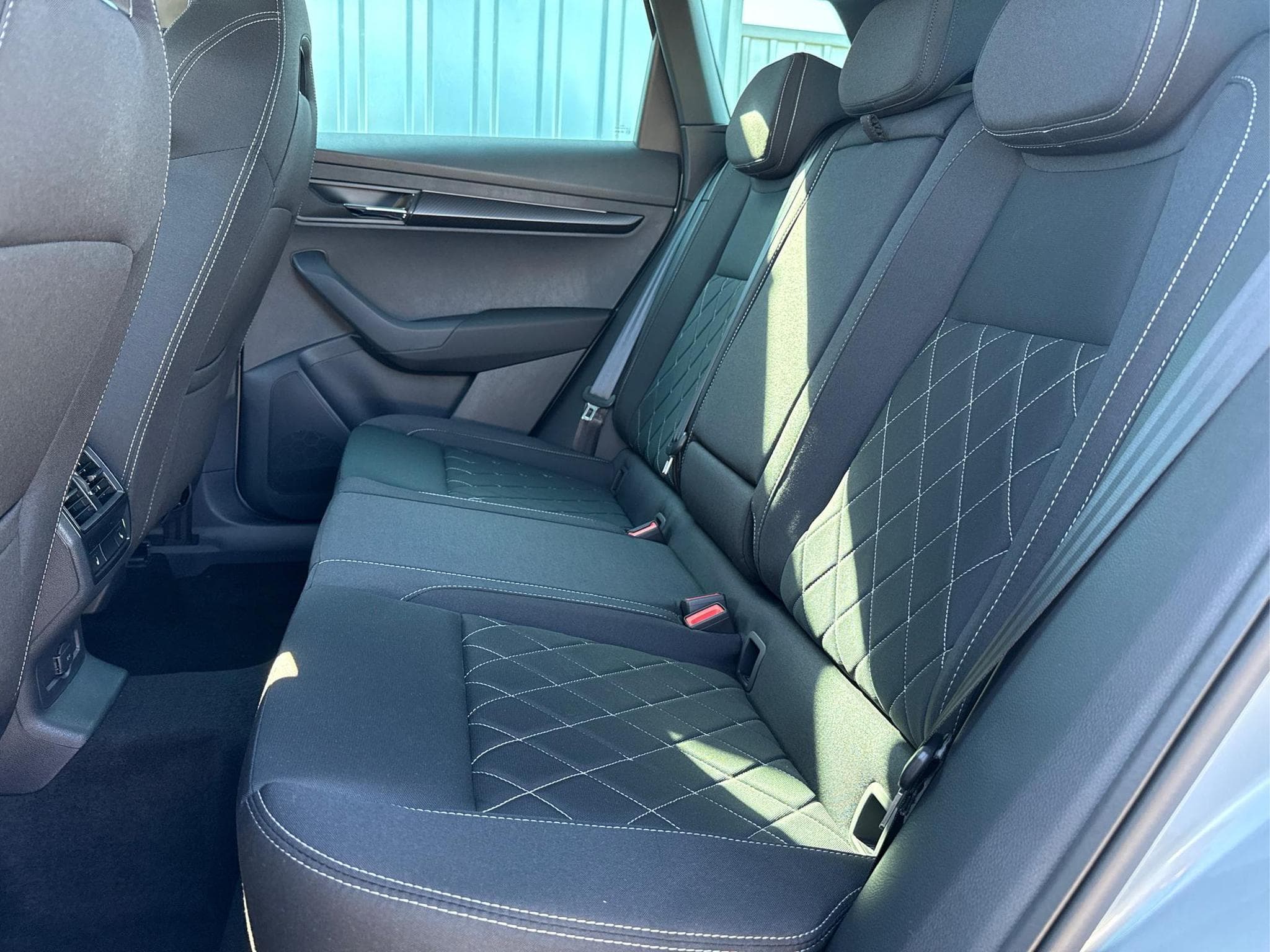 Skoda Karoq Sportline 1,5 TSI (2026) - Photo 9