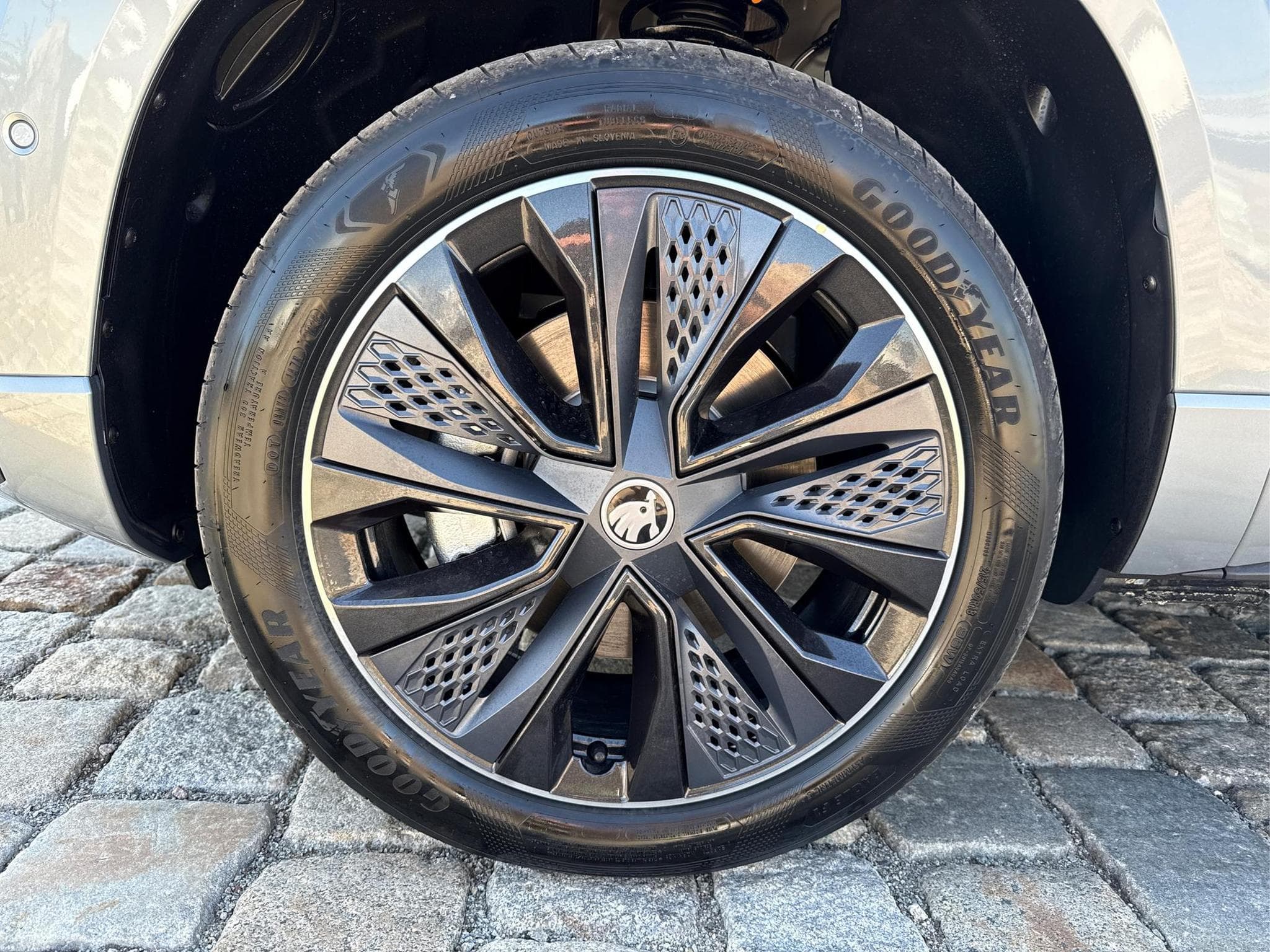 Skoda Karoq Sportline 1,5 TSI (2026) - Photo 14