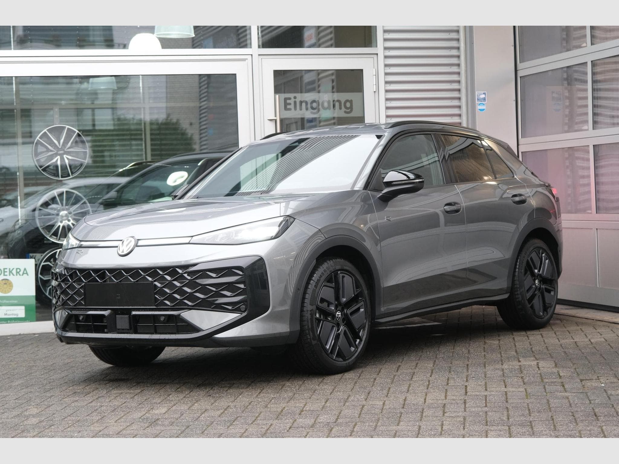 VW T-Roc 1.5 eTSI DSG (2026) - Photo 2