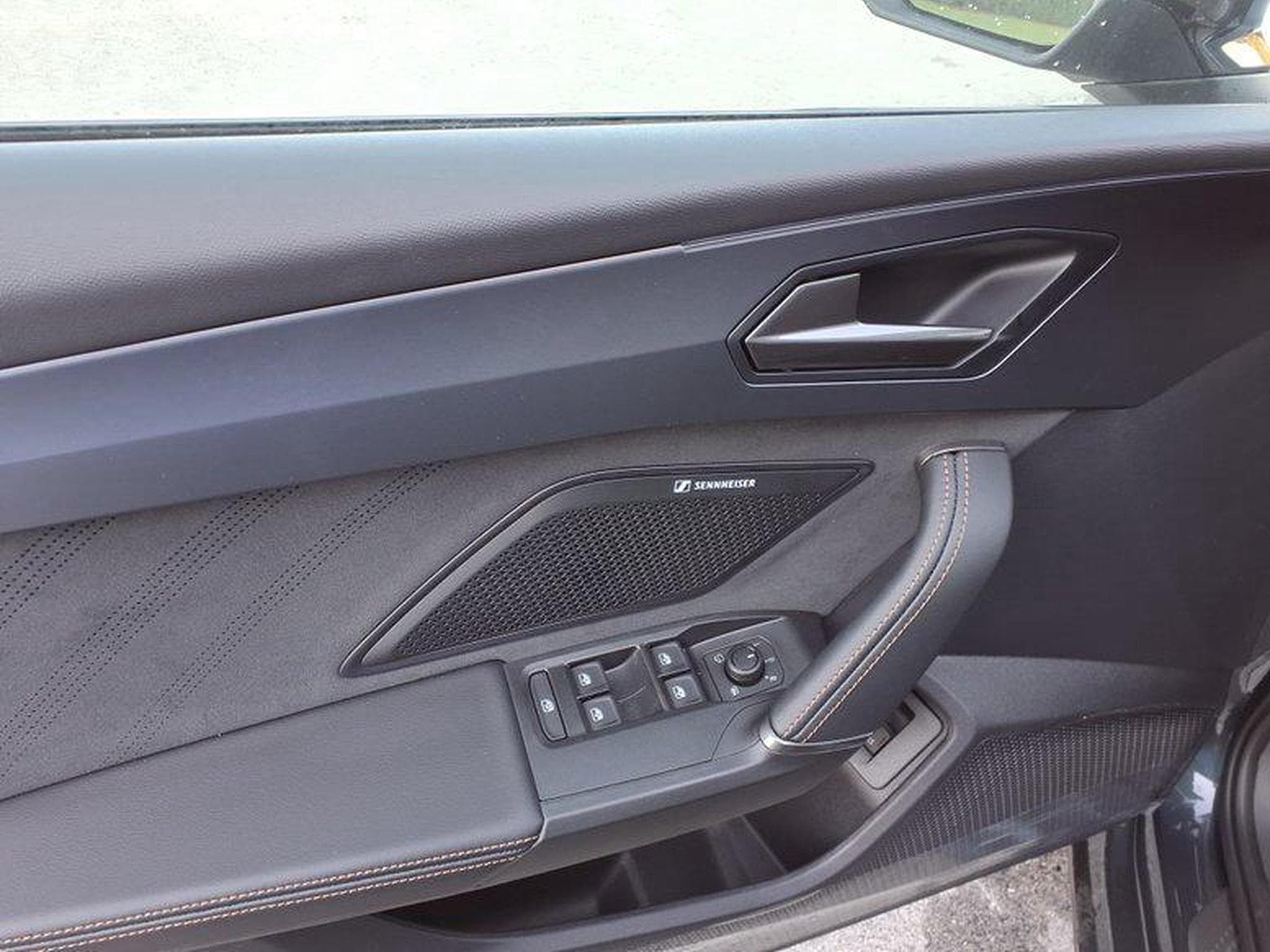 Cupra Leon 2.0 TDI 7-Gang-DSG (2026) - Photo 5