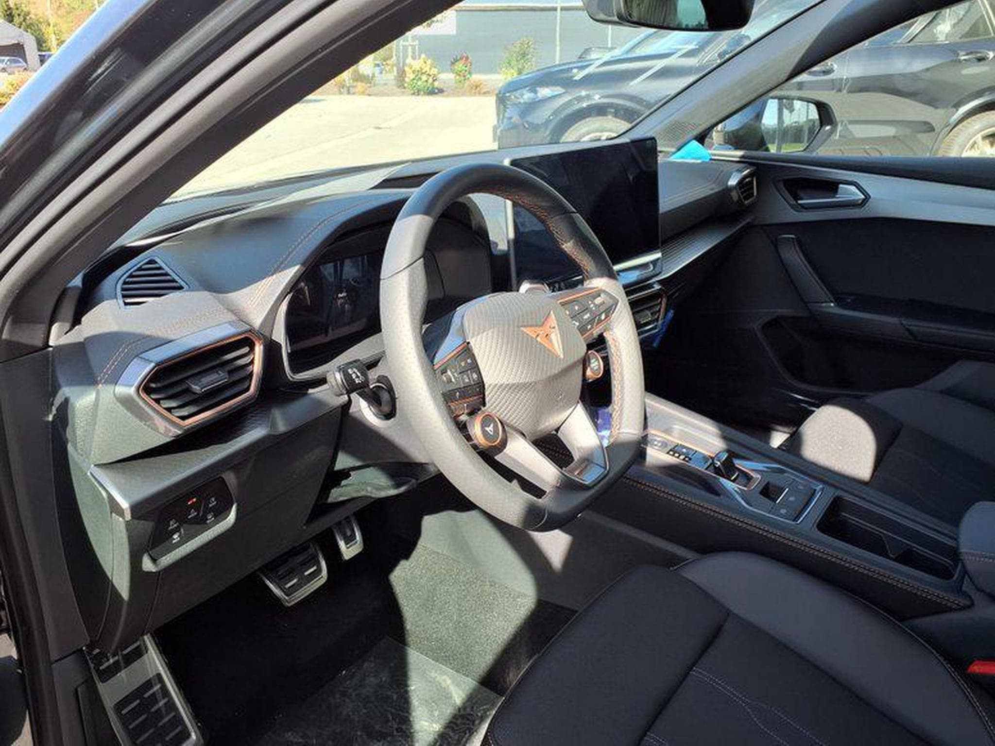 Cupra Leon 1.5 eTSI 7-Gang-DSG (2026) - Photo 6