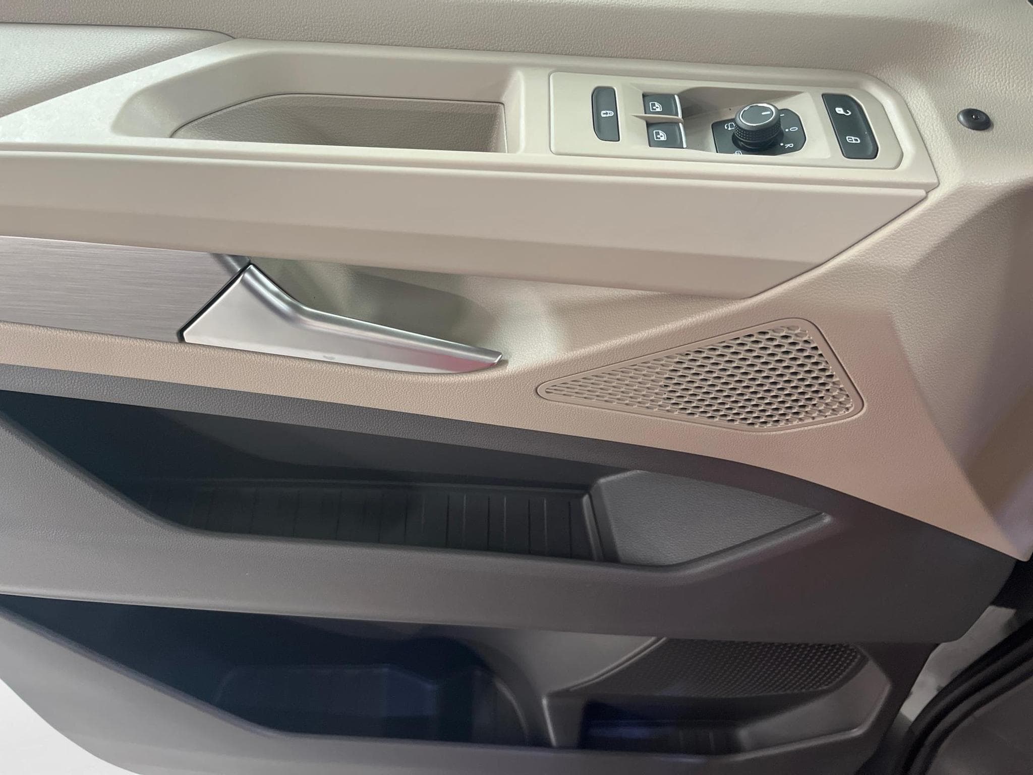 VW California Ocean (2026) - Photo 17